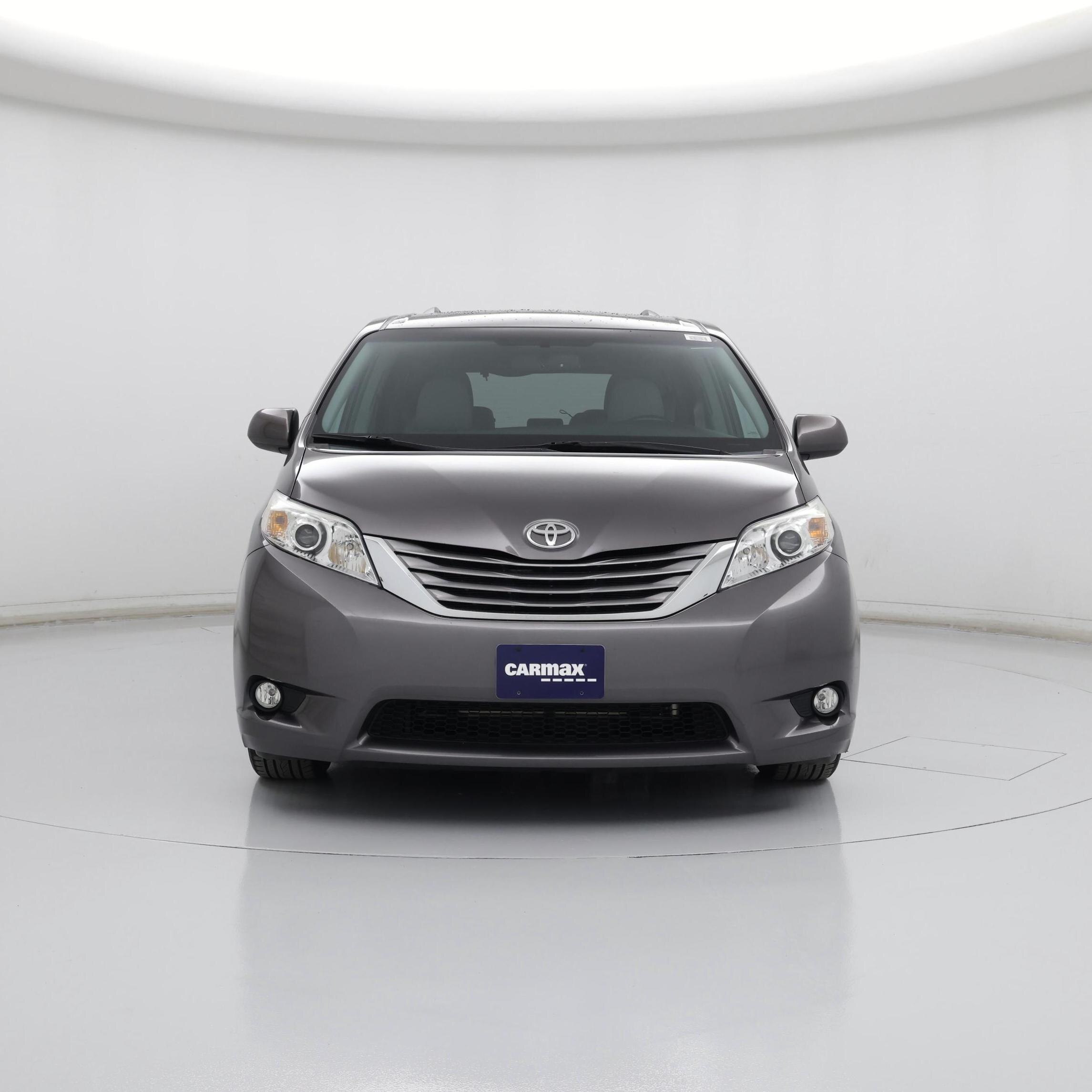 Thumbnail: 2015 Toyota Sienna - 5