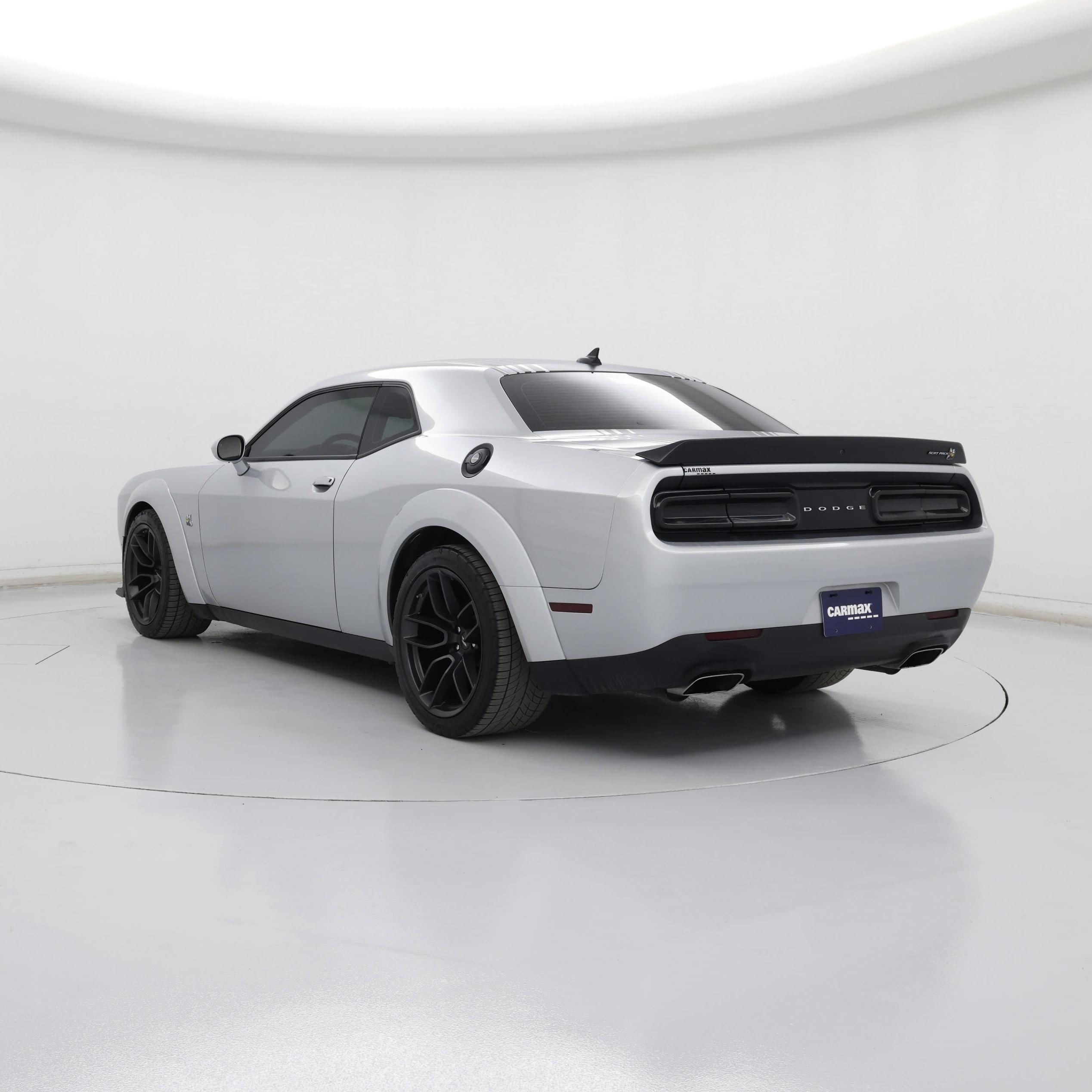 Thumbnail: 2022 Dodge Challenger - 2