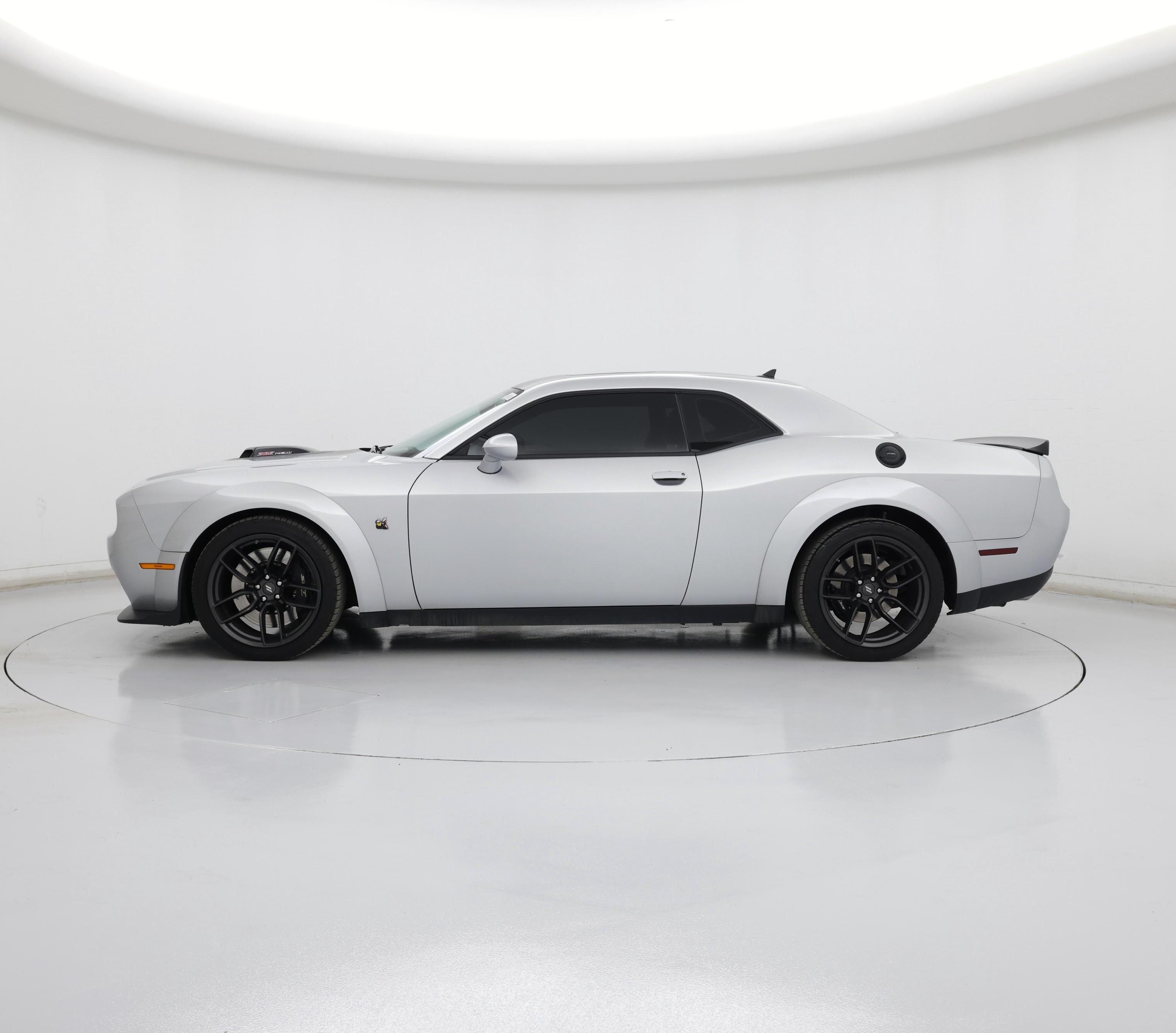 Thumbnail: 2022 Dodge Challenger - 3
