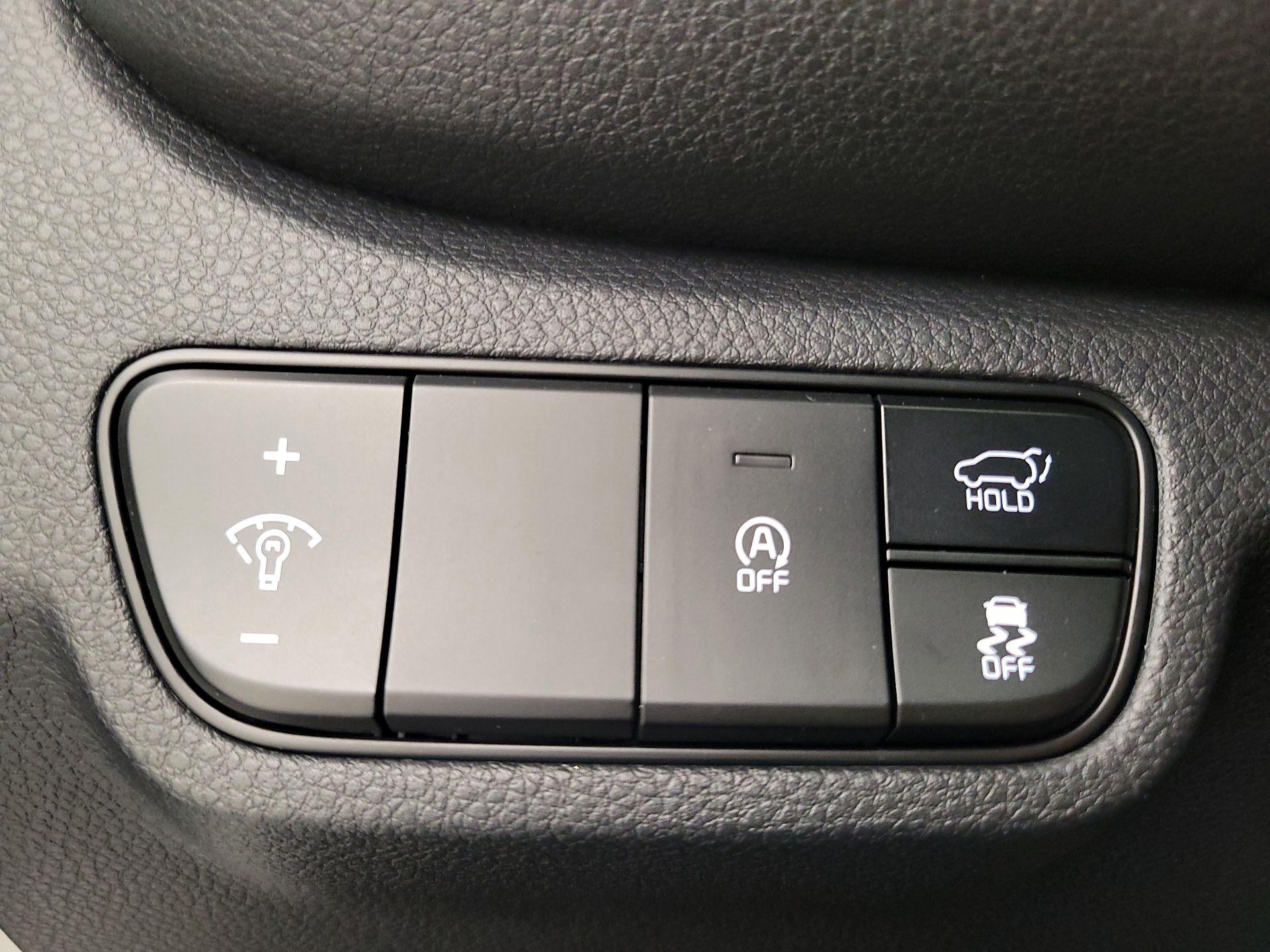 Thumbnail: 2025 Kia Seltos - 13