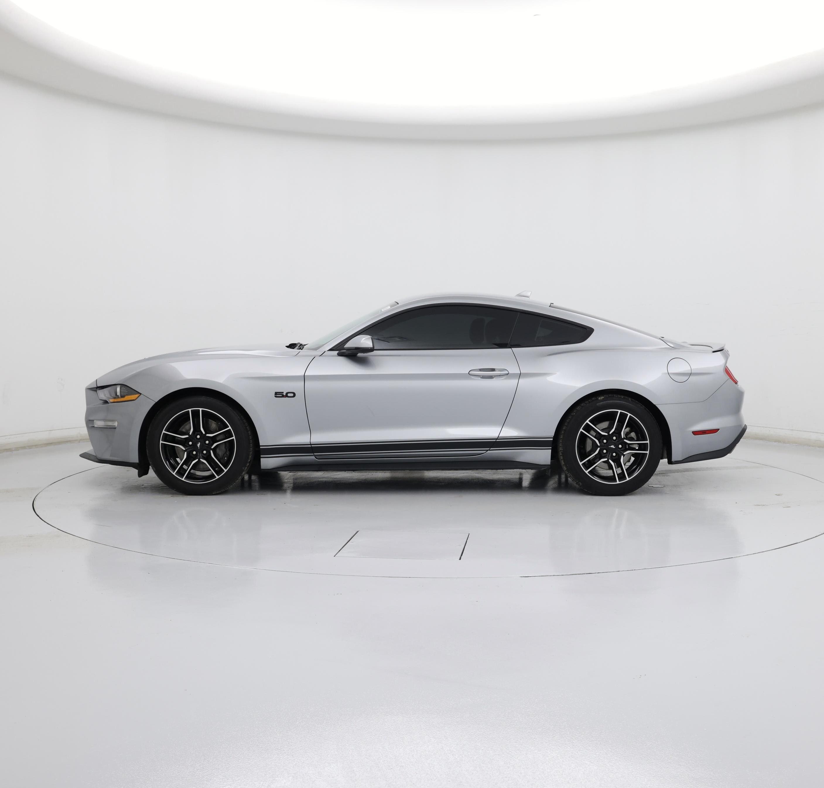 Thumbnail: 2021 Ford Mustang - 3