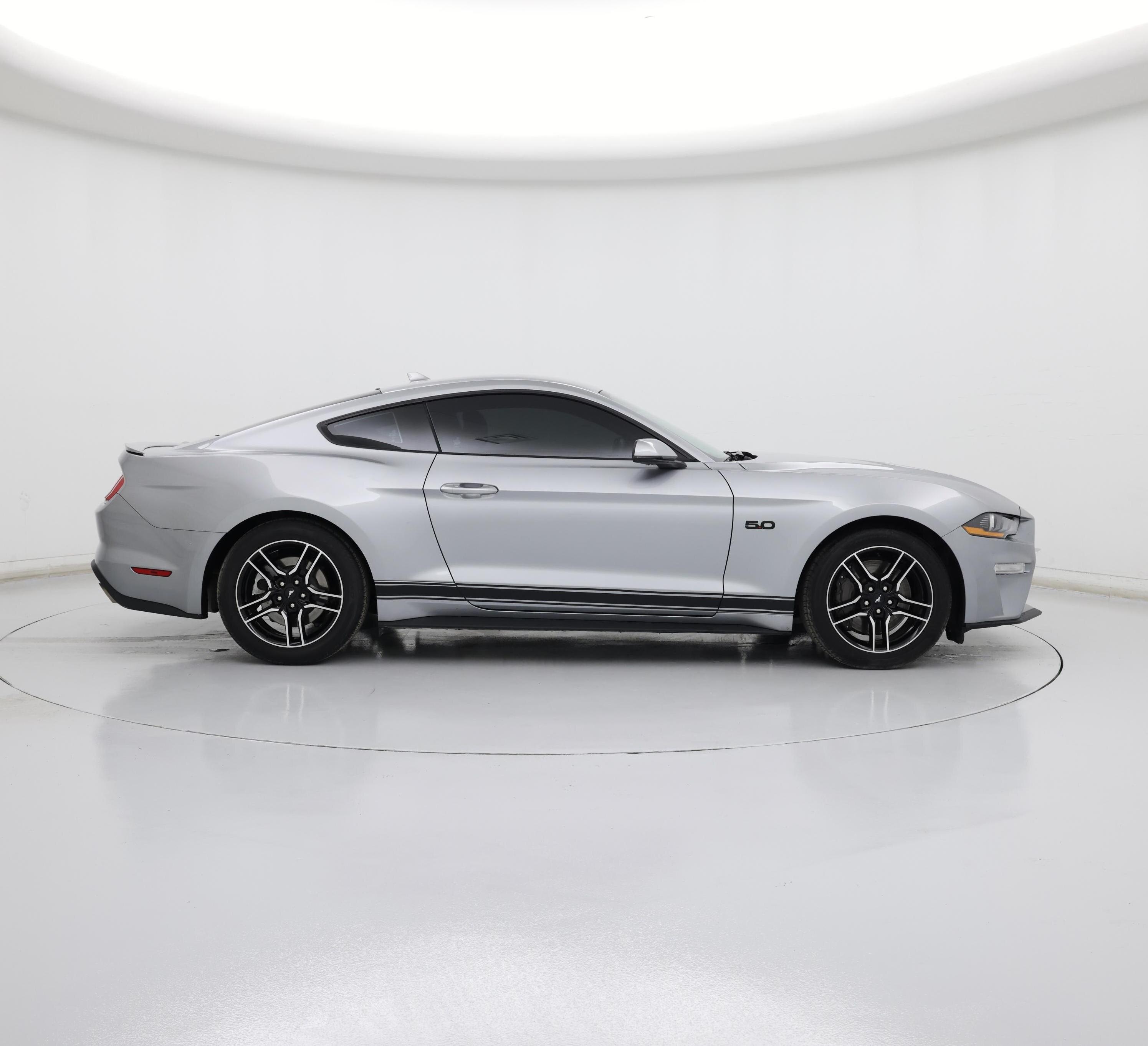 Thumbnail: 2021 Ford Mustang - 7