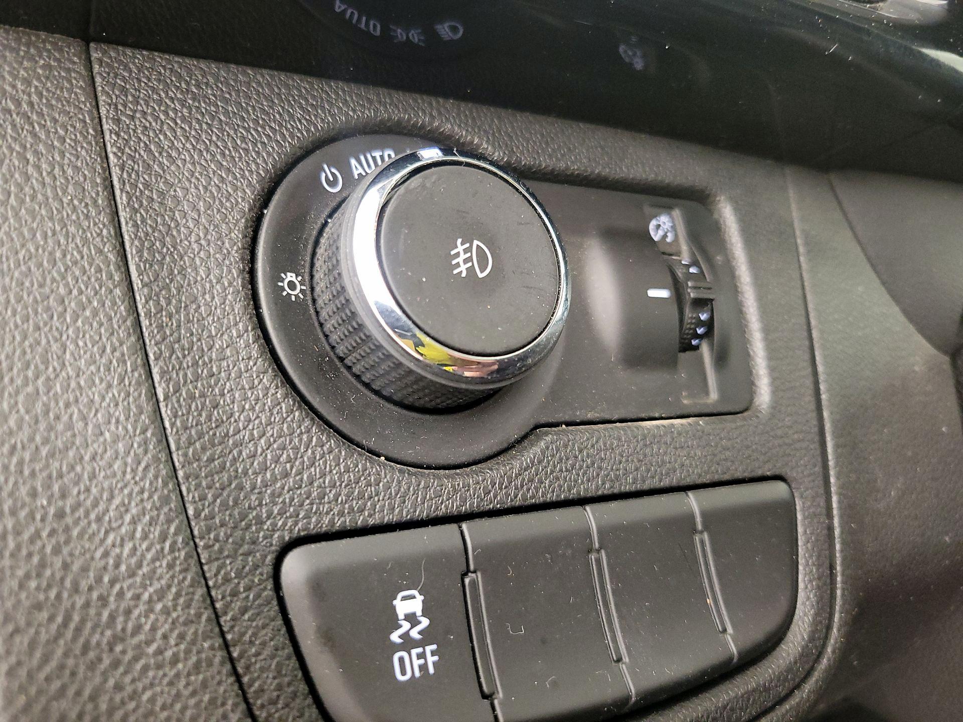 Thumbnail: 2017 Chevrolet Spark - 13