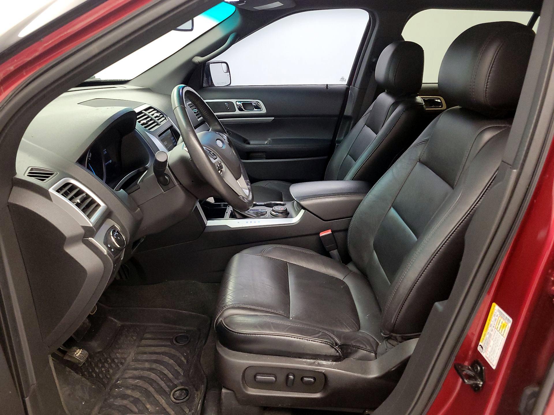 Thumbnail: 2014 Ford Explorer - 11