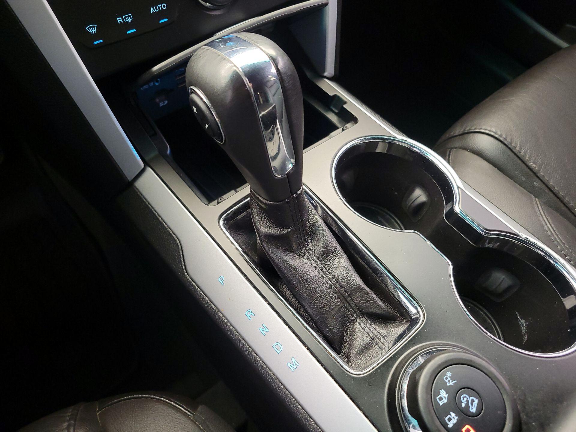 Thumbnail: 2014 Ford Explorer - 17