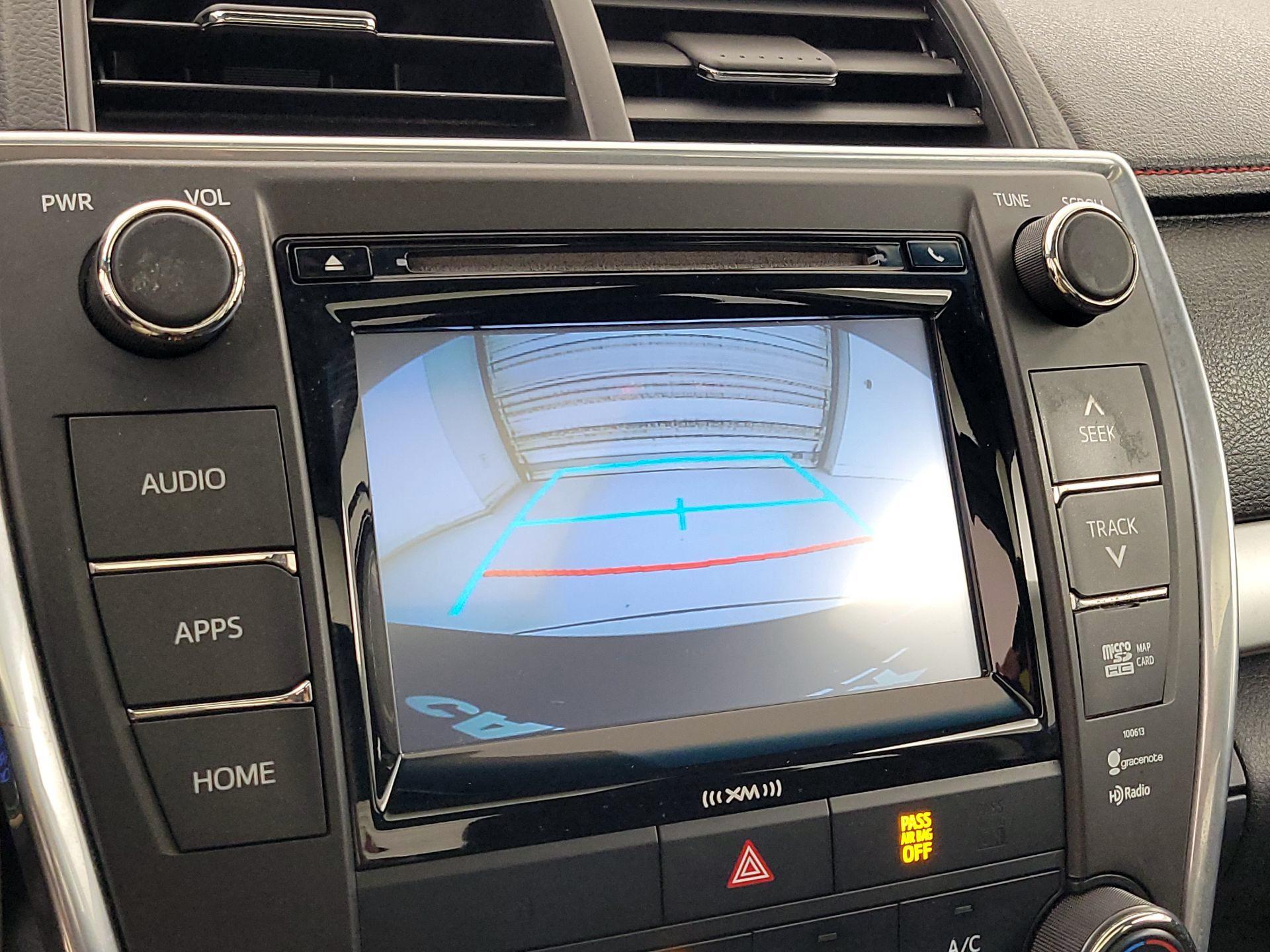 Thumbnail: 2017 Toyota Camry - 14