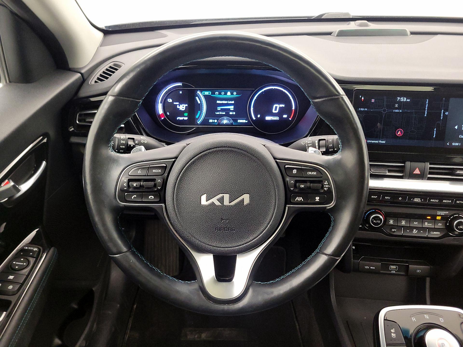 Thumbnail: 2022 Kia Niro - 10