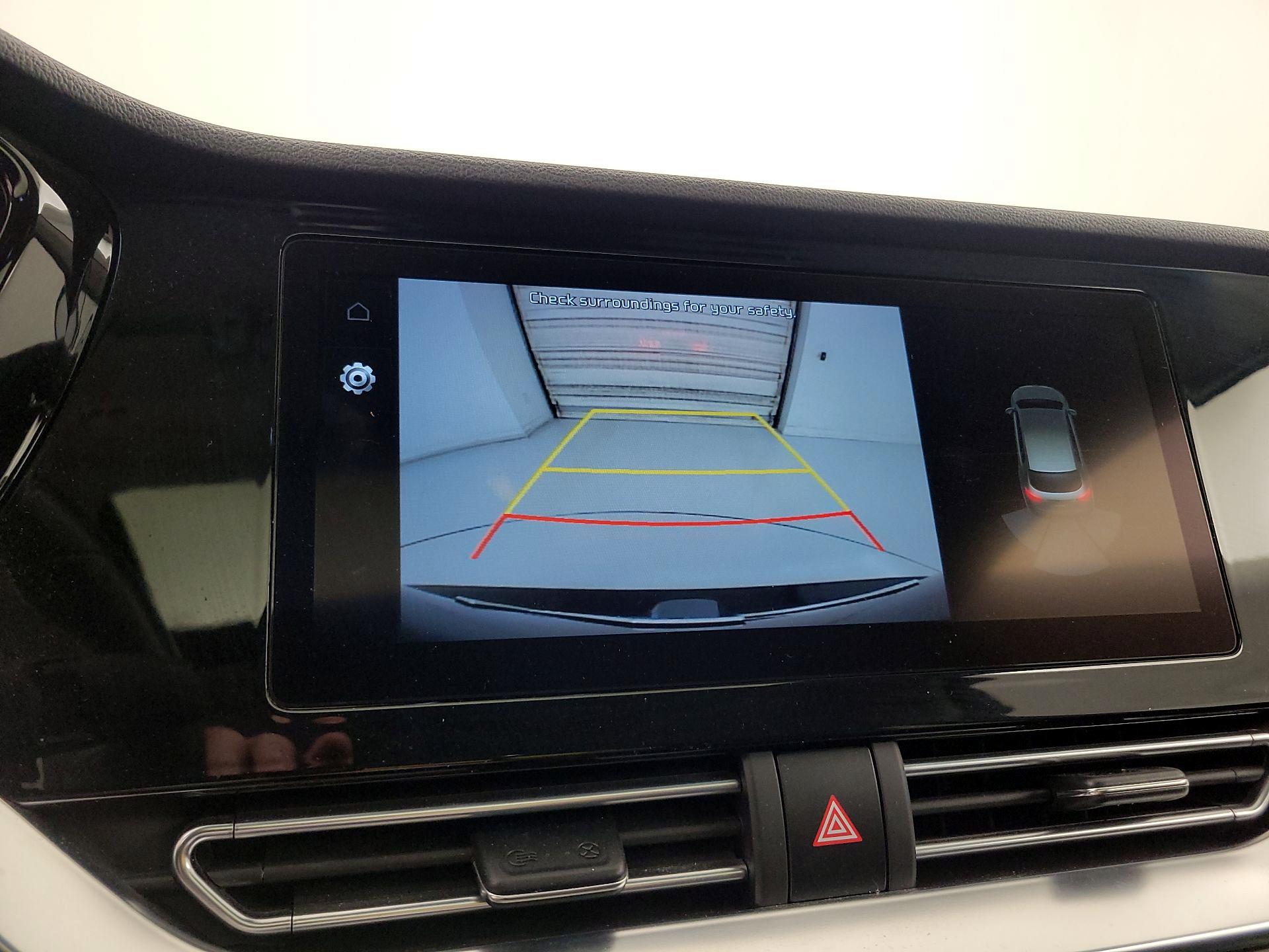 Thumbnail: 2022 Kia Niro - 15