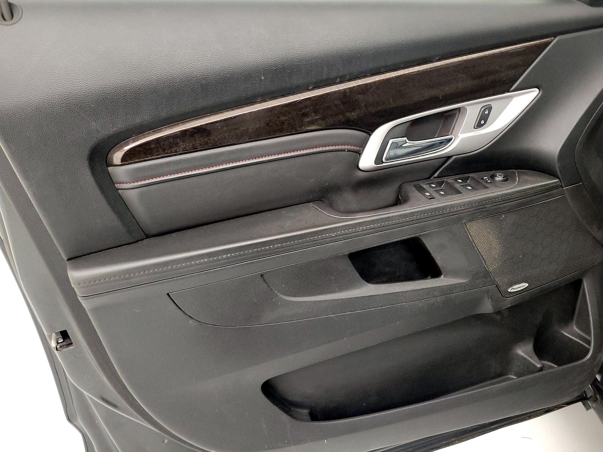 Thumbnail: 2017 GMC Terrain - 12