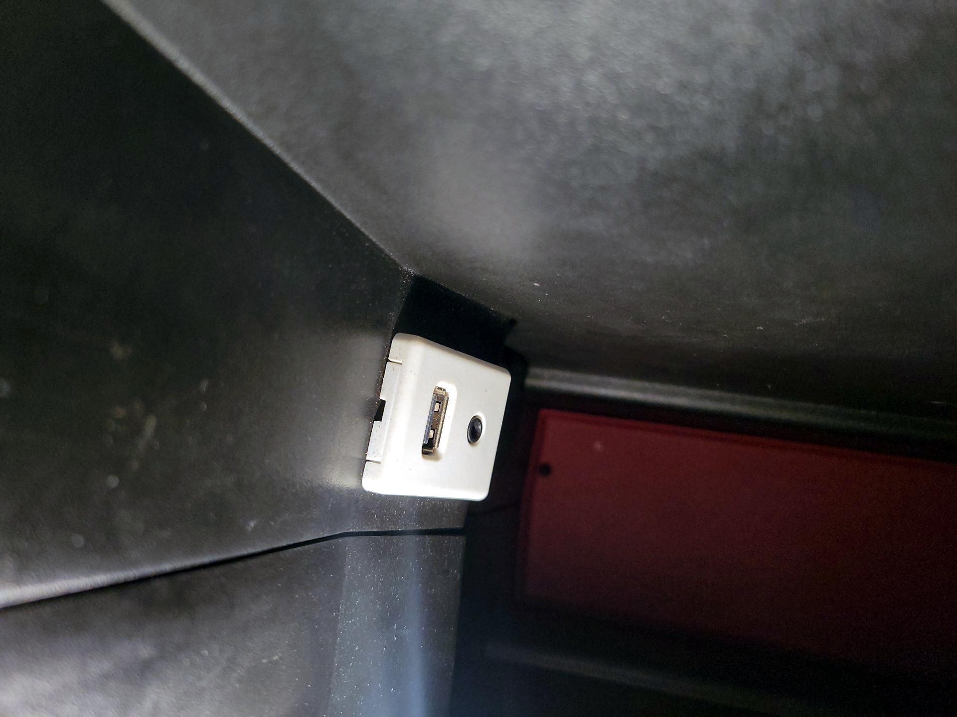 Thumbnail: 2017 GMC Terrain - 17