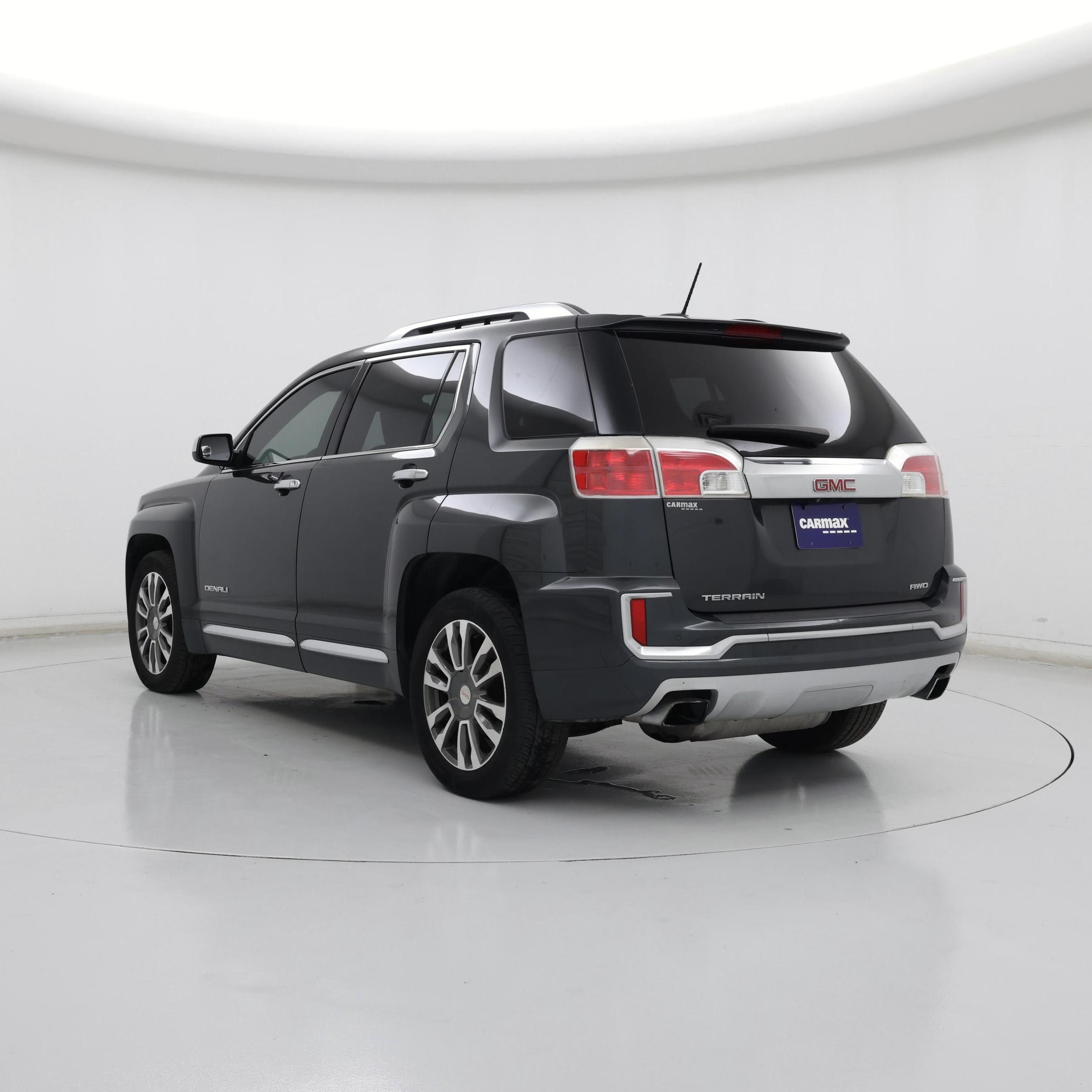 Thumbnail: 2017 GMC Terrain - 2