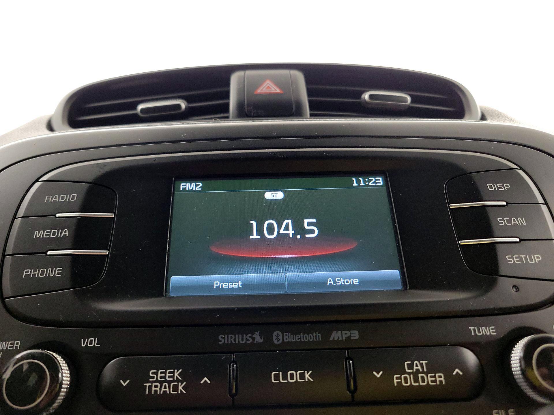 Thumbnail: 2016 Kia Soul - 15