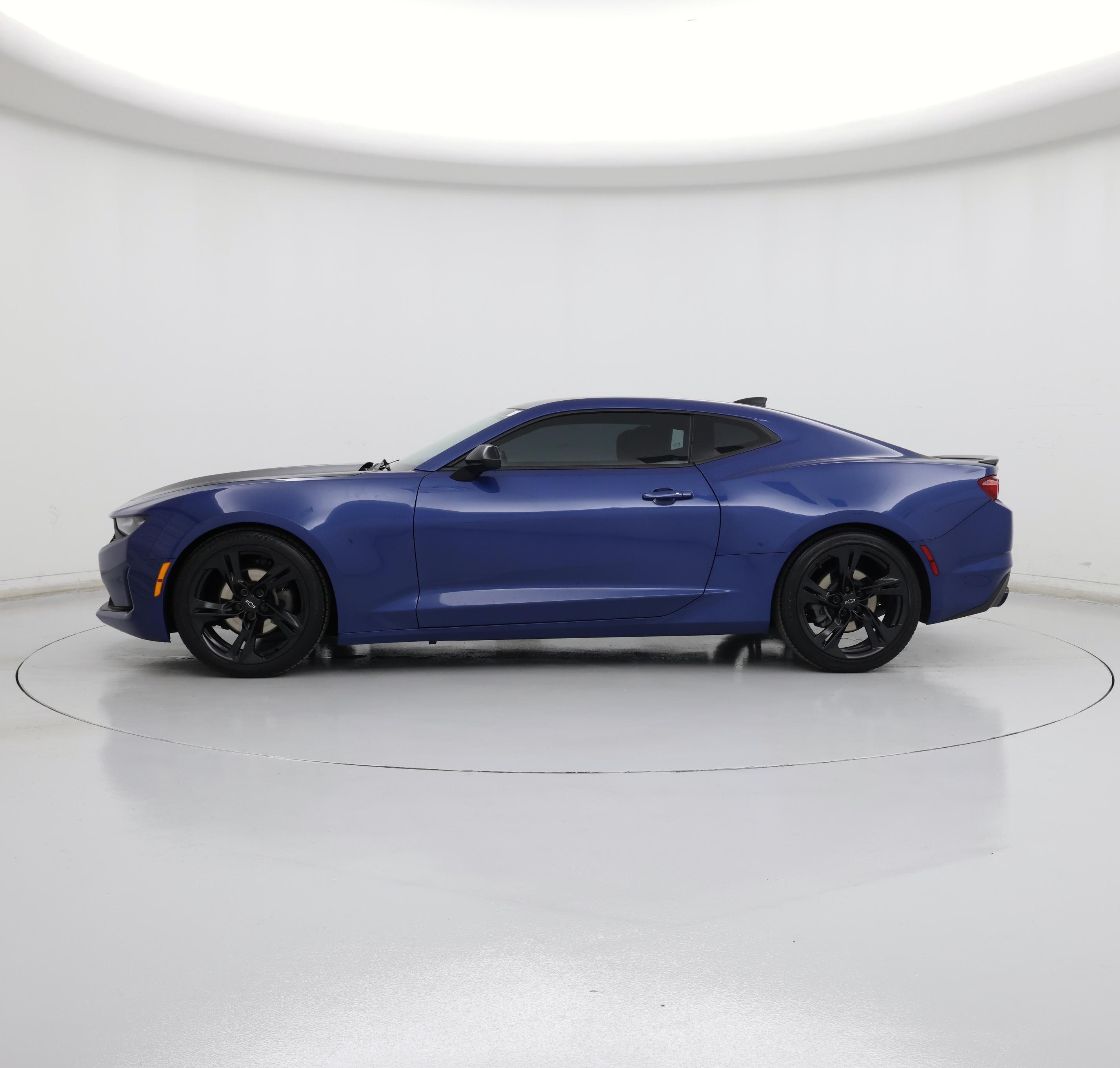 Thumbnail: 2023 Chevrolet Camaro - 3