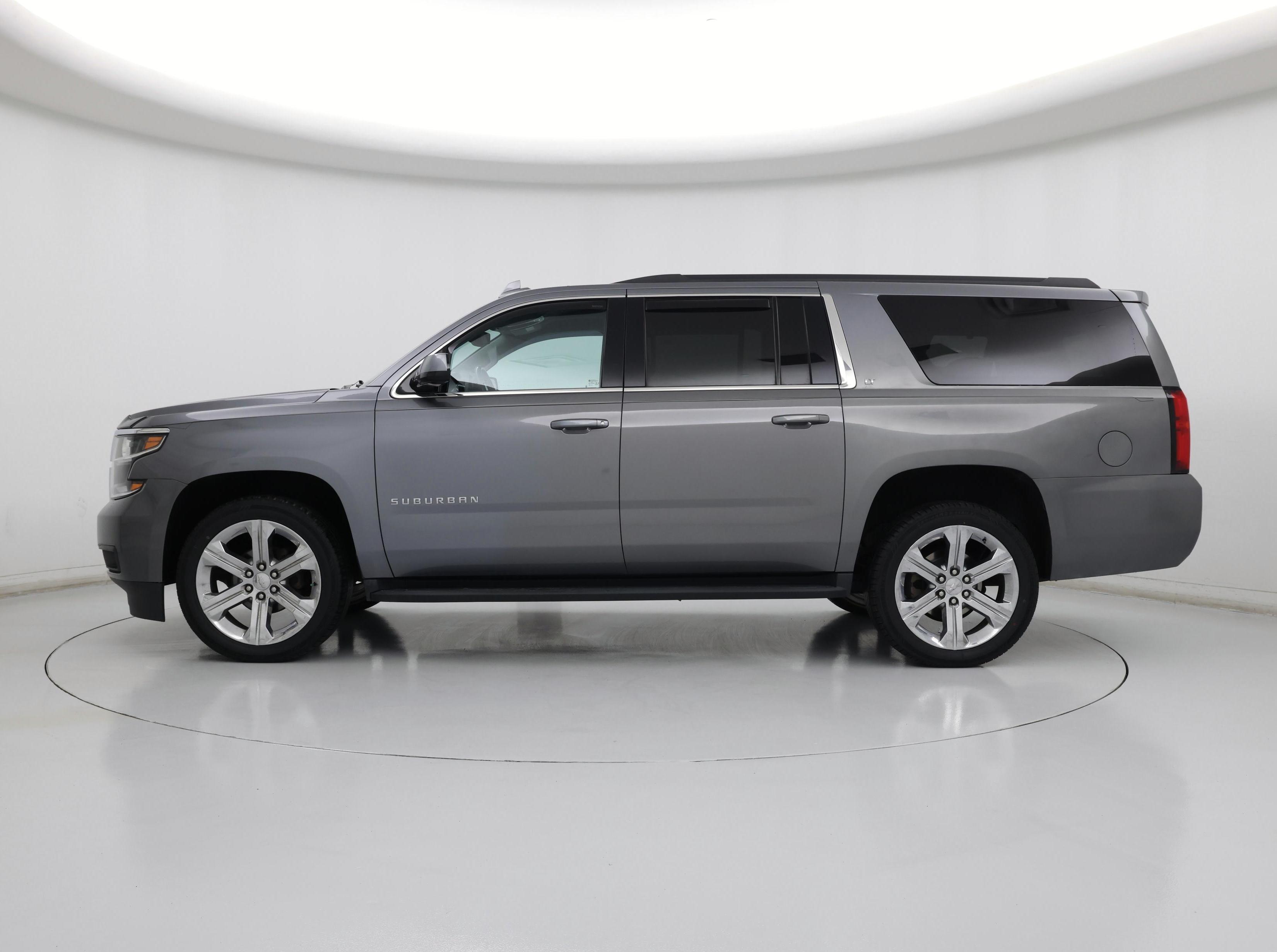 Thumbnail: 2020 Chevrolet Suburban - 3
