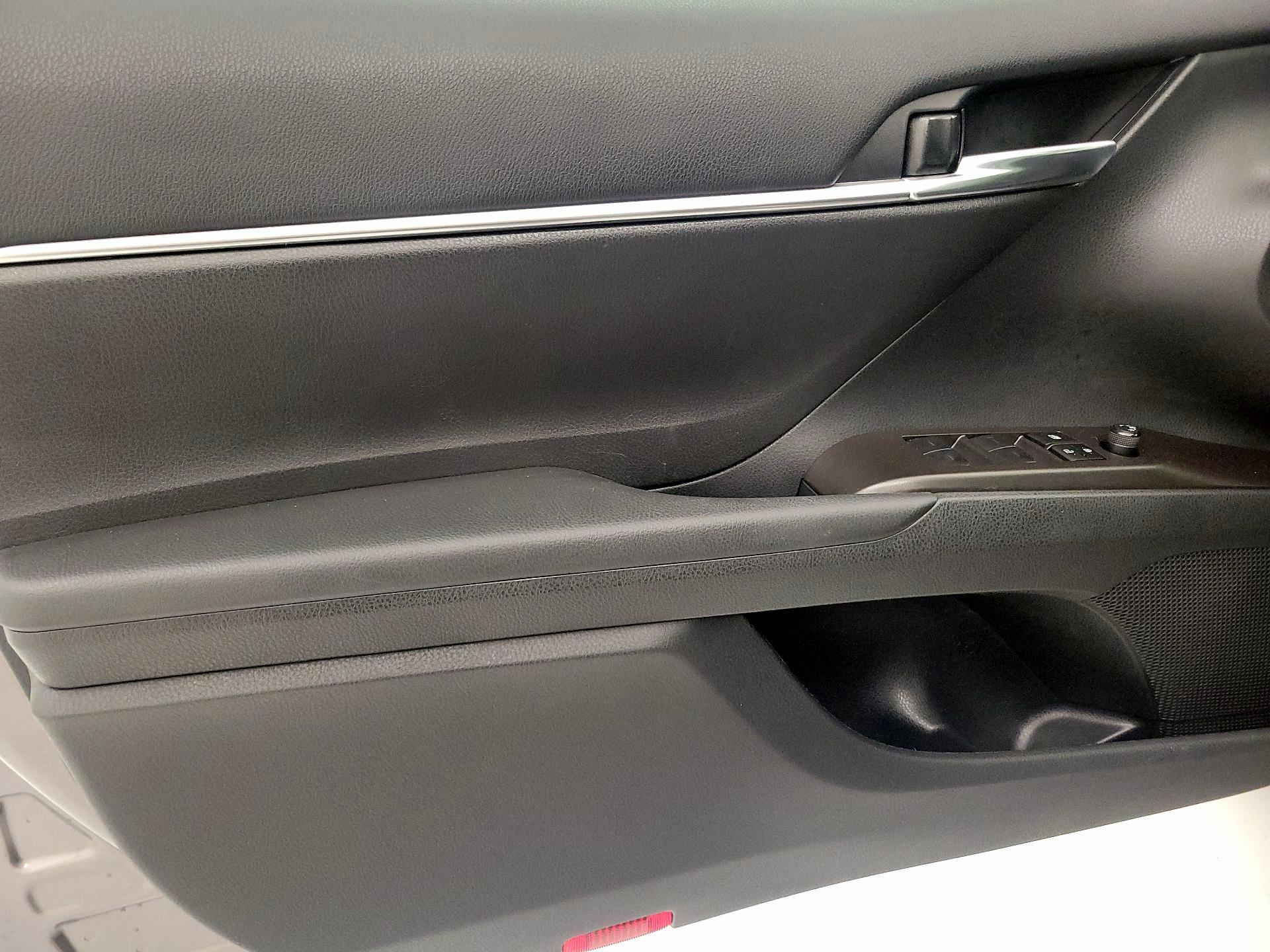 Thumbnail: 2024 Toyota Camry - 12