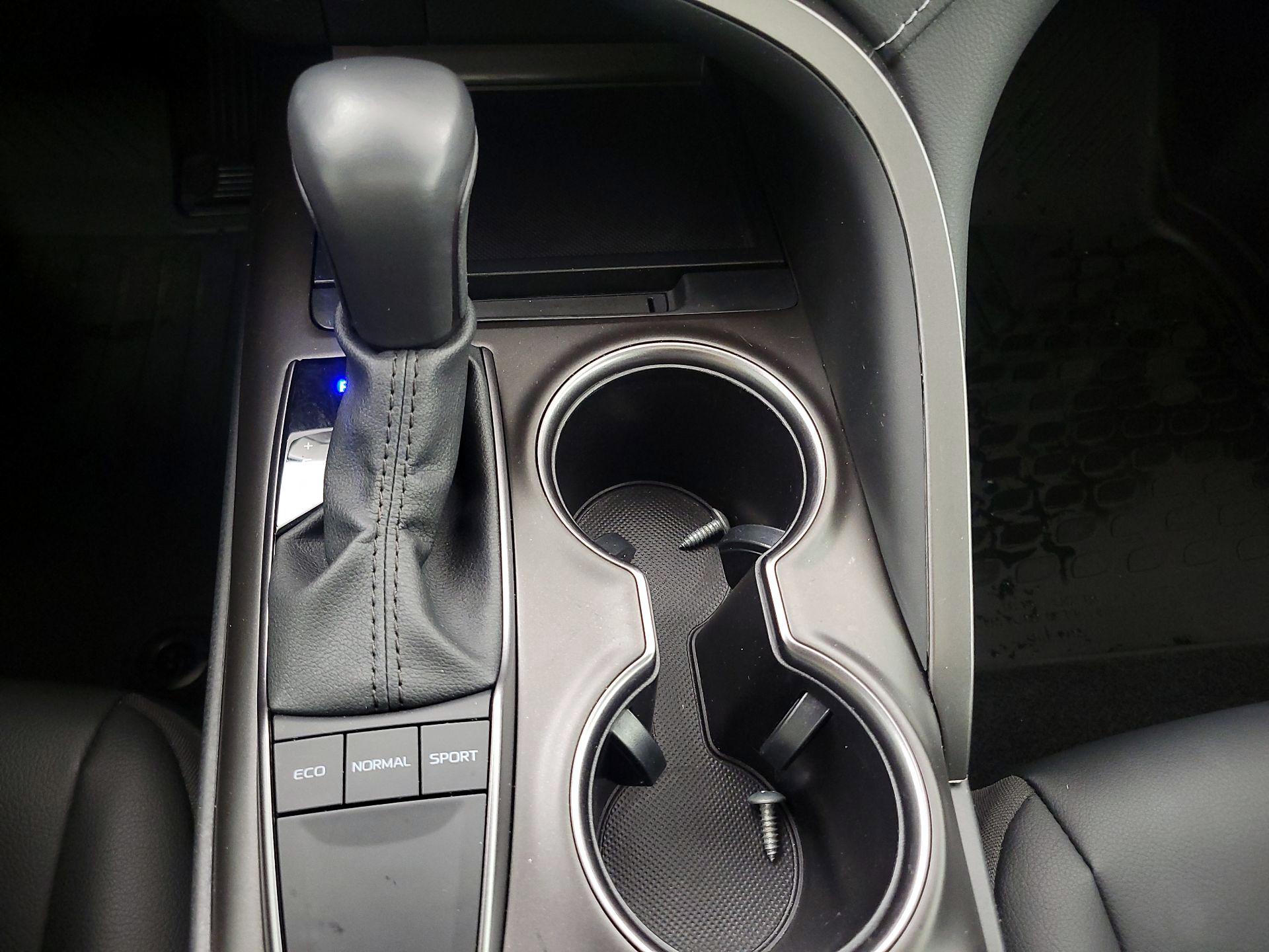 Thumbnail: 2024 Toyota Camry - 17