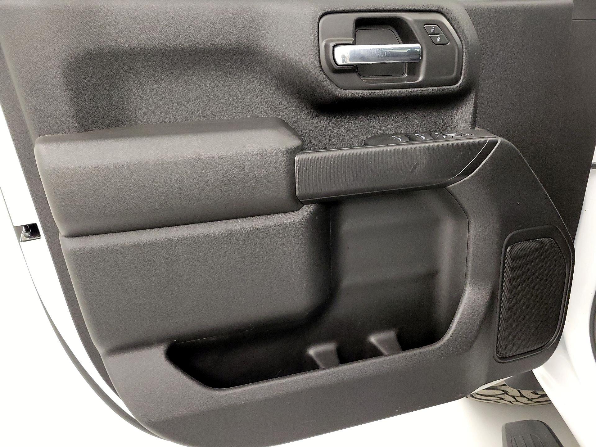 Thumbnail: 2025 Chevrolet Silverado 2500 - 12