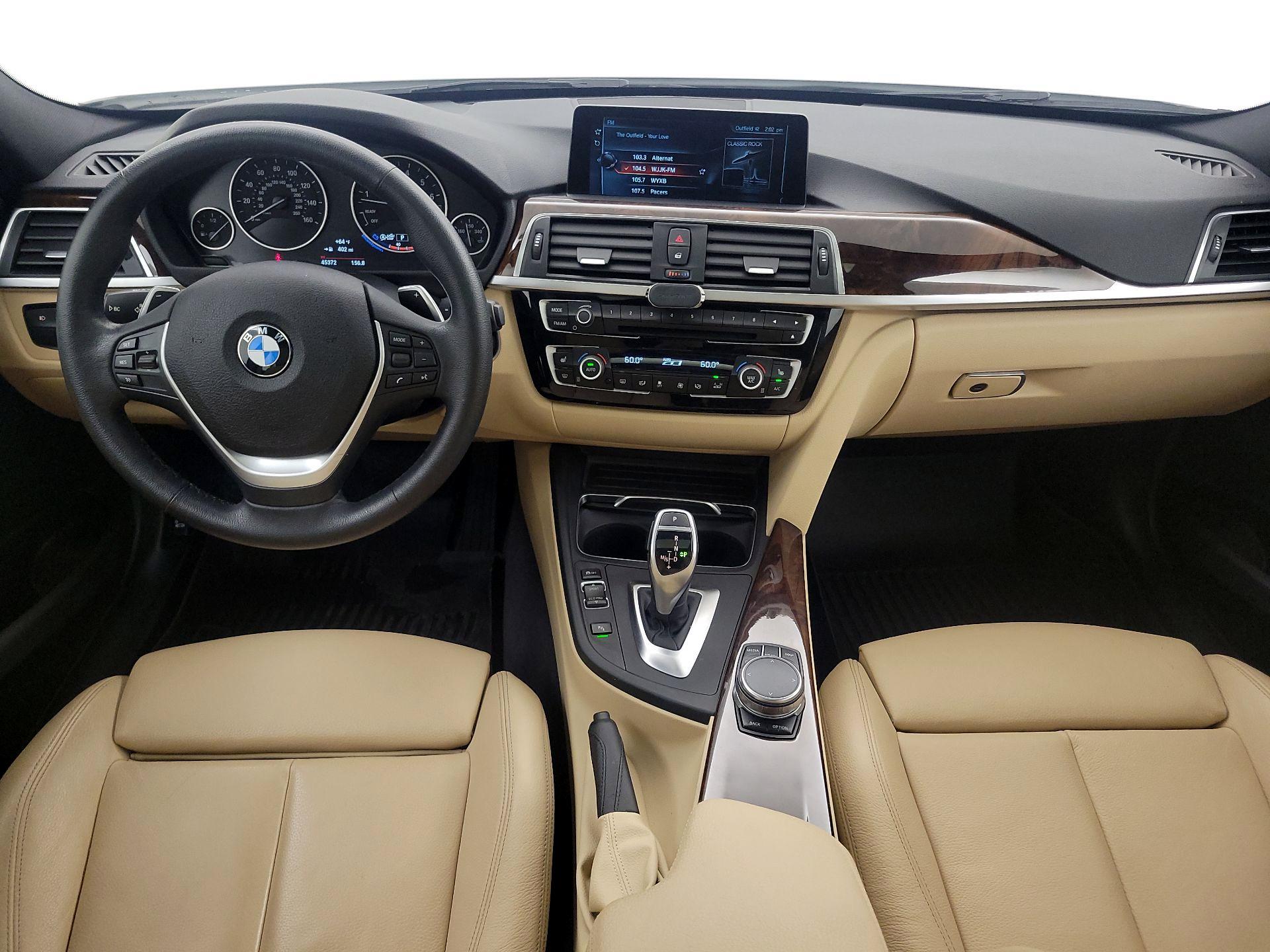 Thumbnail: 2017 BMW 3 Series - 9