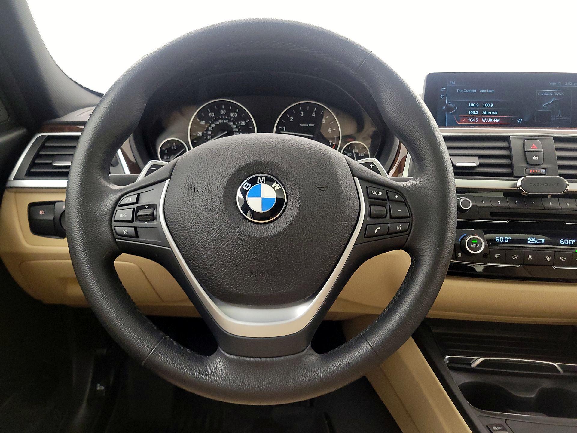 Thumbnail: 2017 BMW 3 Series - 10