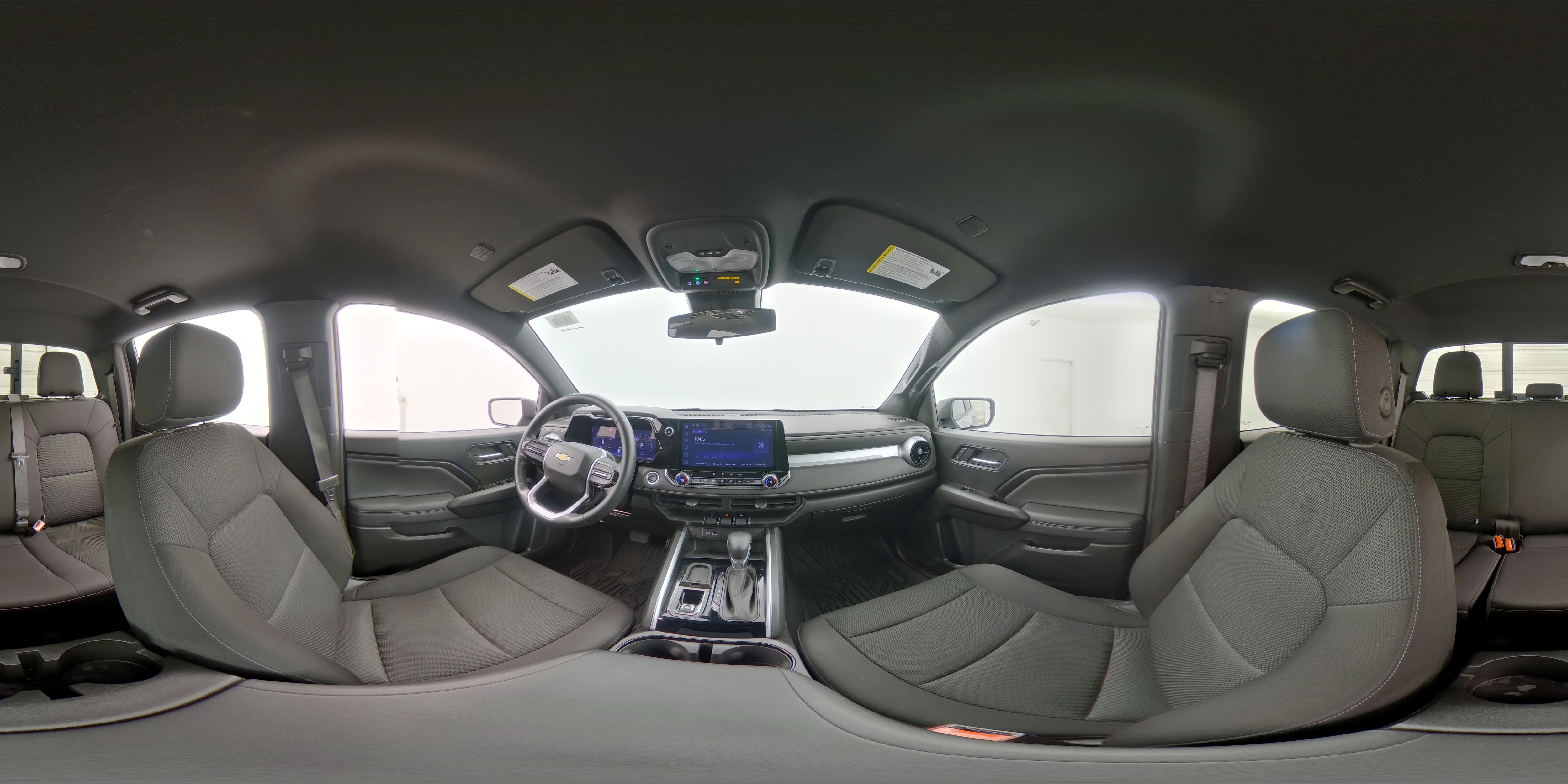 2024 Chevrolet Colorado LT - Photo 24
