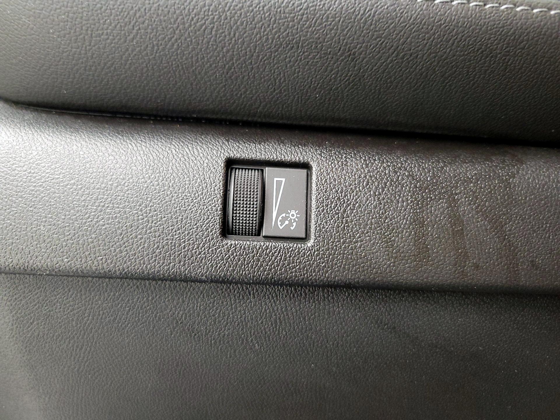 Thumbnail: 2024 Chevrolet Colorado - 13