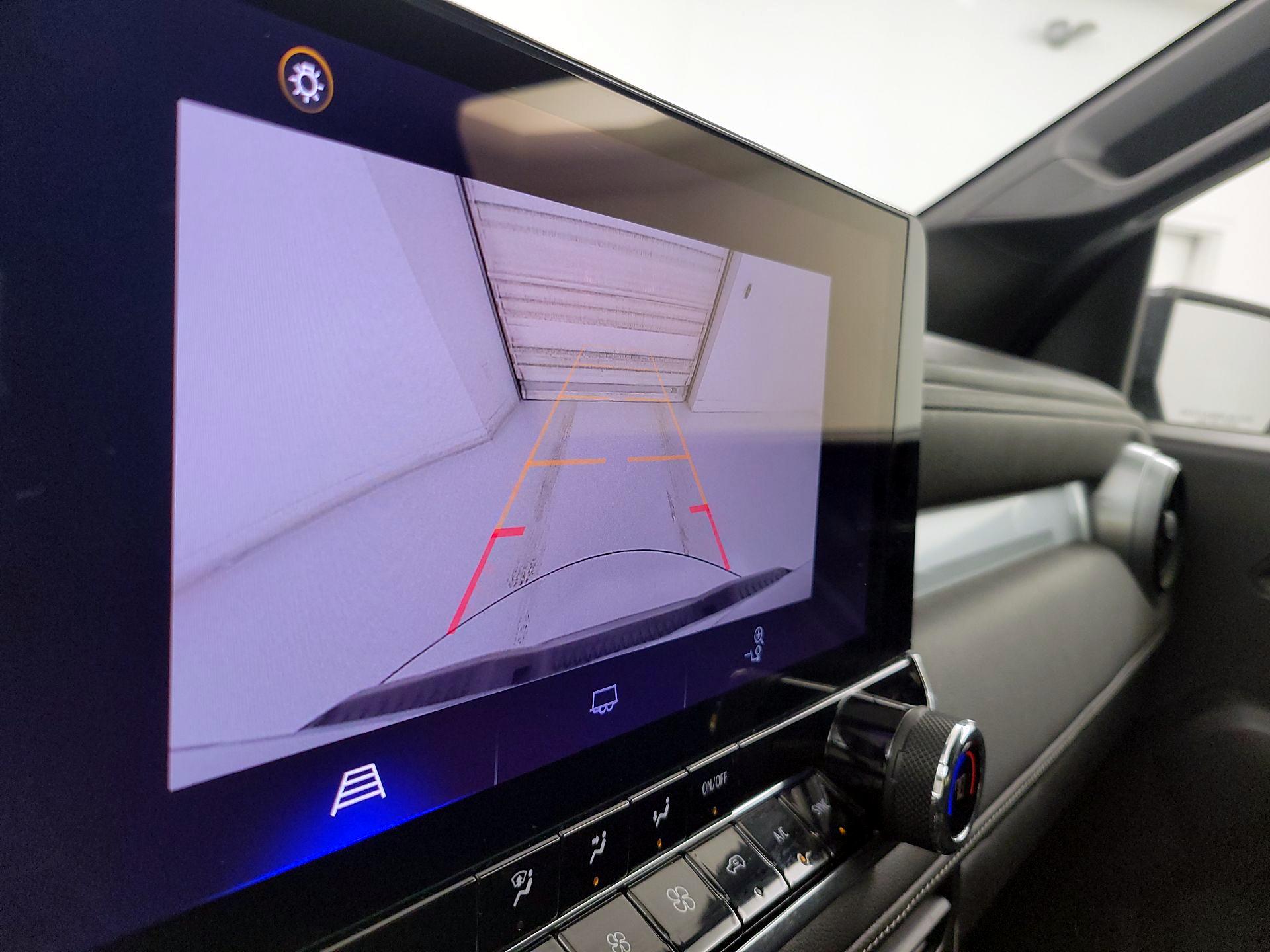 Thumbnail: 2024 Chevrolet Colorado - 14