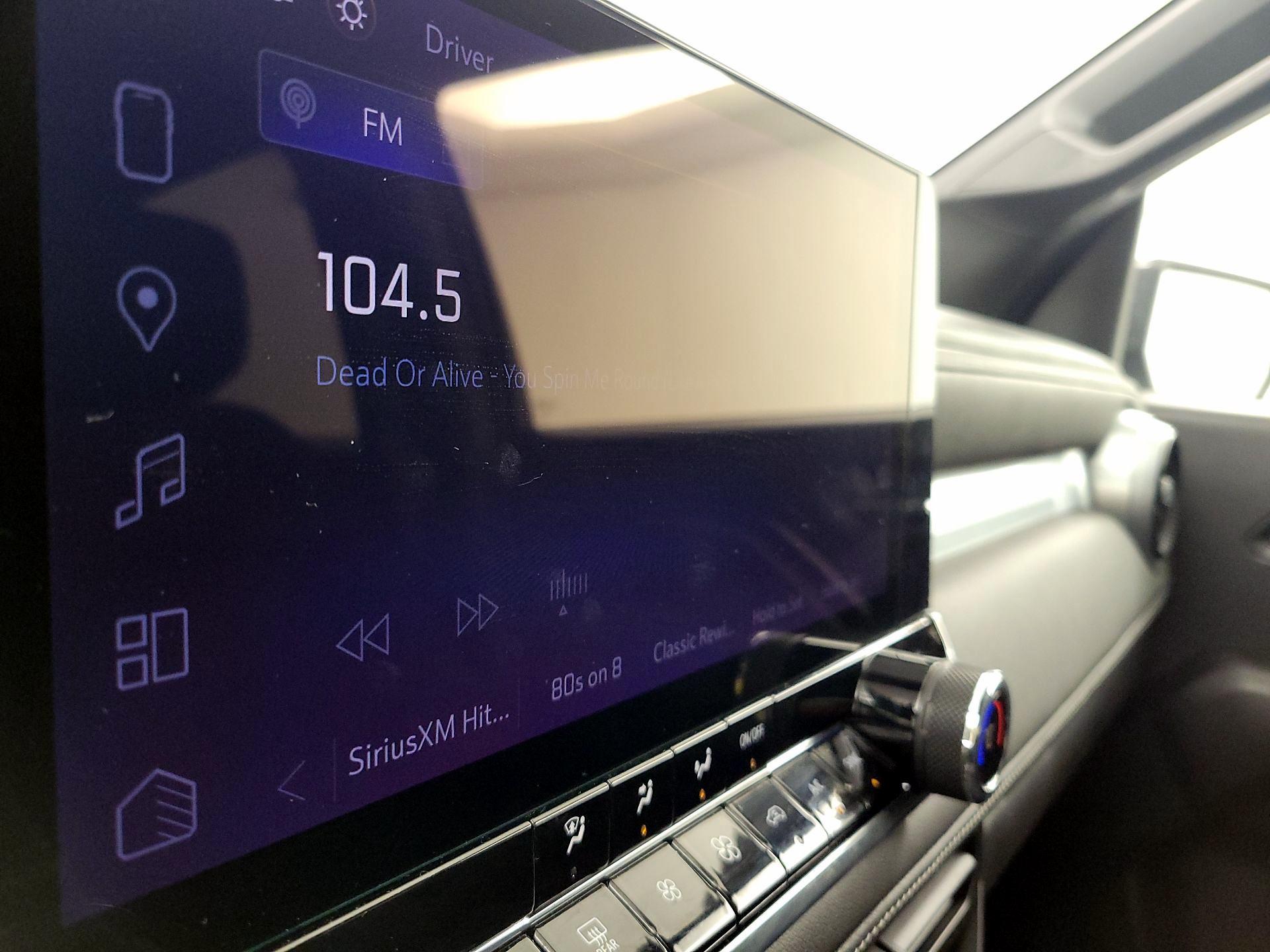 Thumbnail: 2024 Chevrolet Colorado - 15