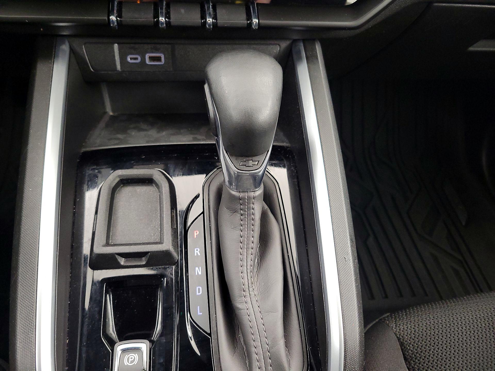 Thumbnail: 2024 Chevrolet Colorado - 17