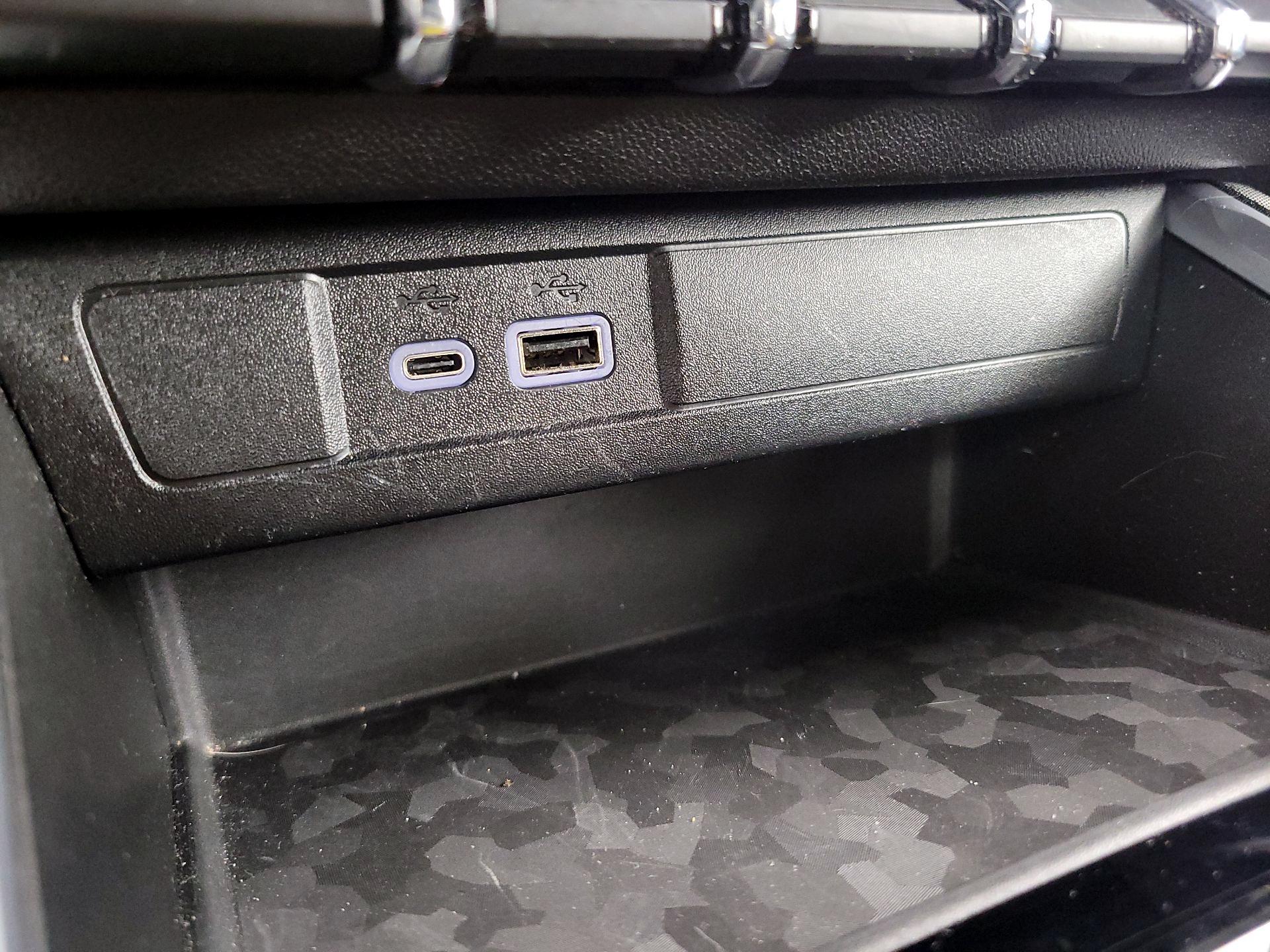 Thumbnail: 2024 Chevrolet Colorado - 18