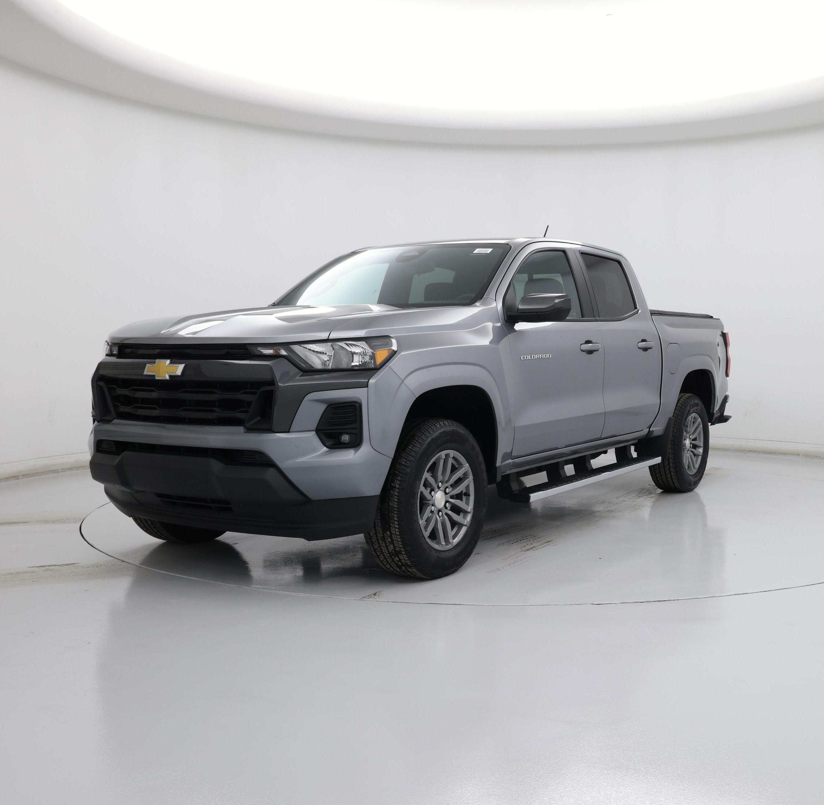 Thumbnail: 2024 Chevrolet Colorado - 4