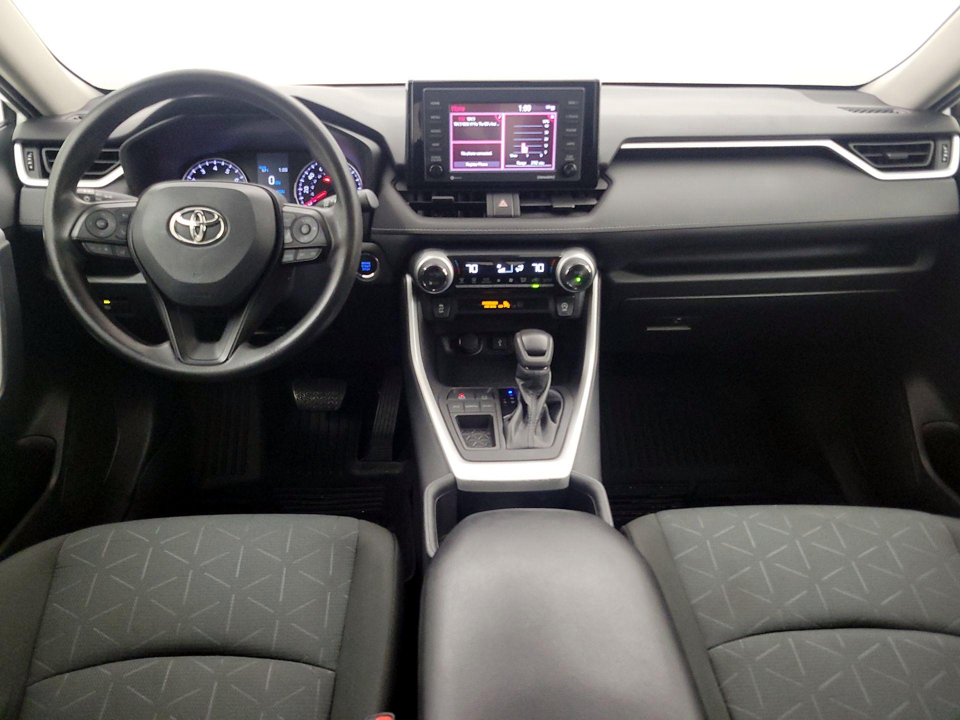 Thumbnail: 2022 Toyota RAV4 - 9