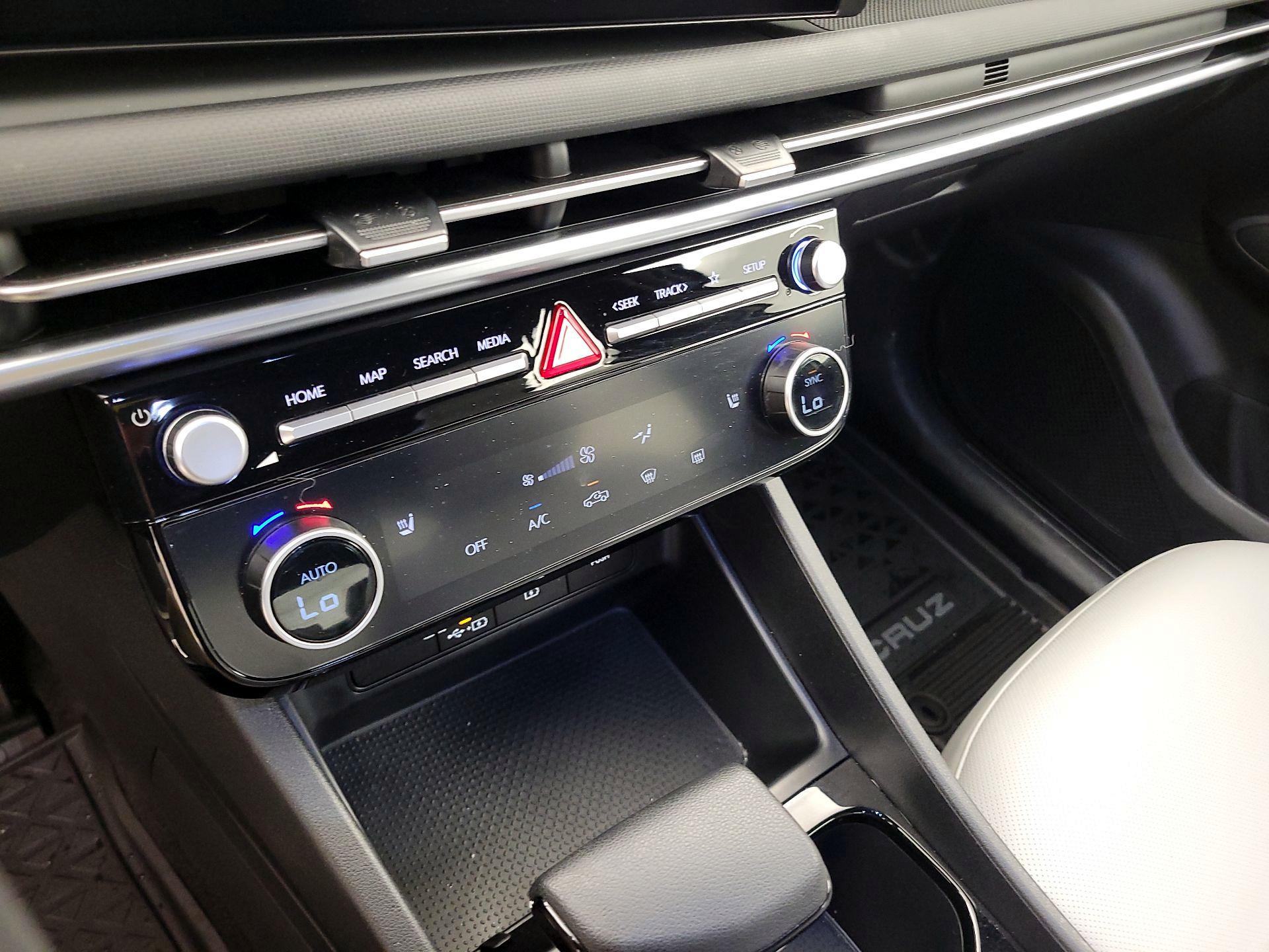 Thumbnail: 2025 Hyundai Santa Cruz - 16