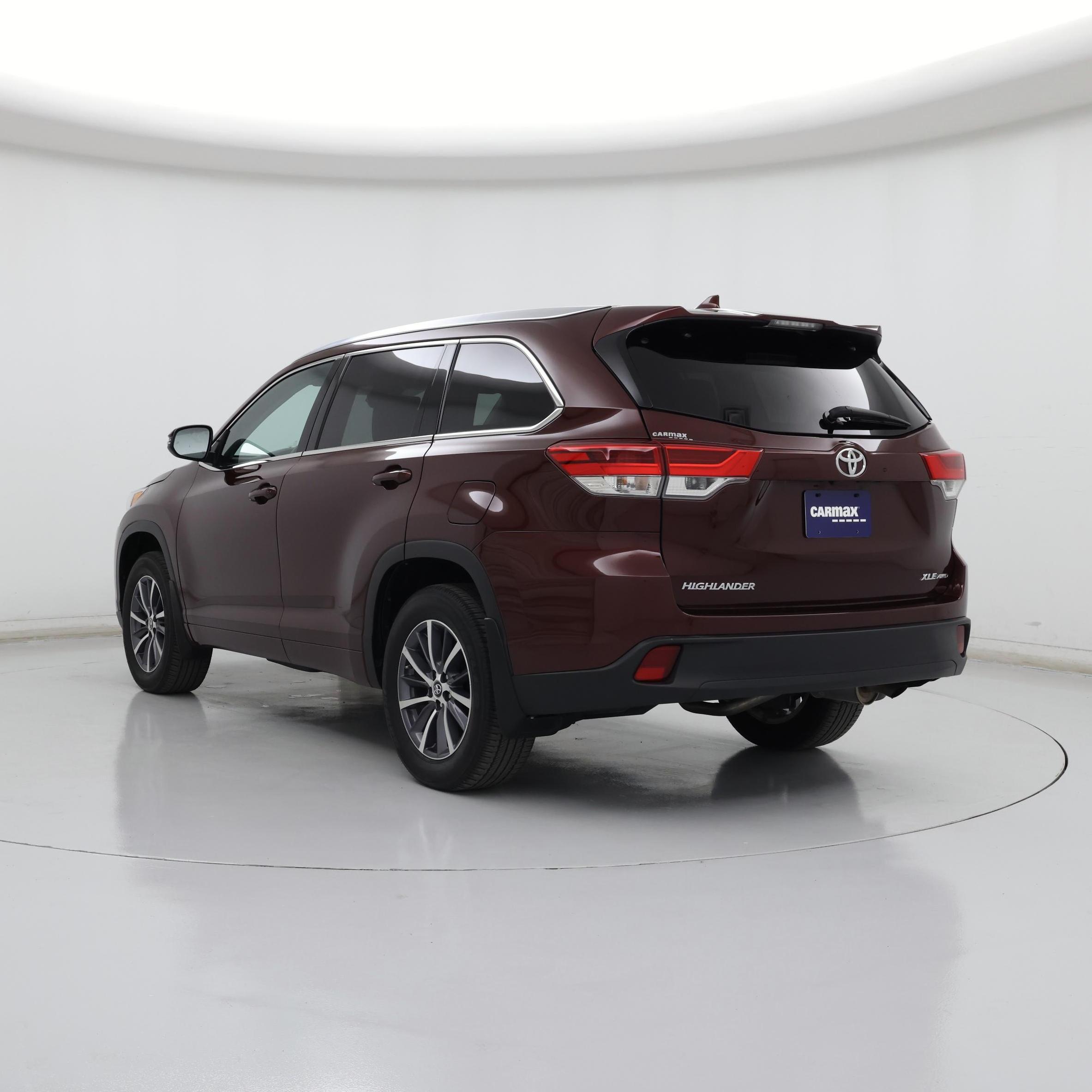 Thumbnail: 2018 Toyota Highlander - 2