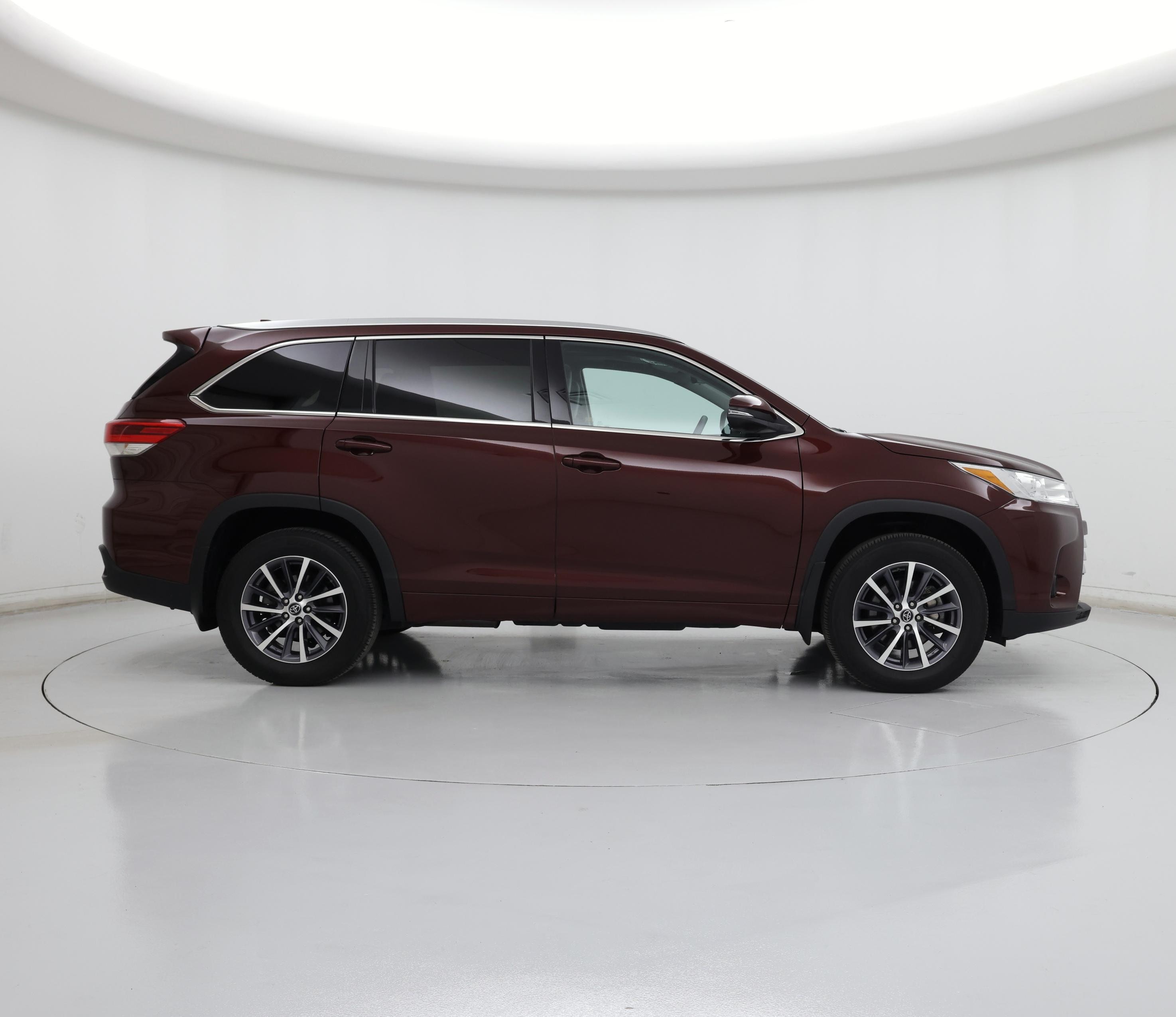 Thumbnail: 2018 Toyota Highlander - 7