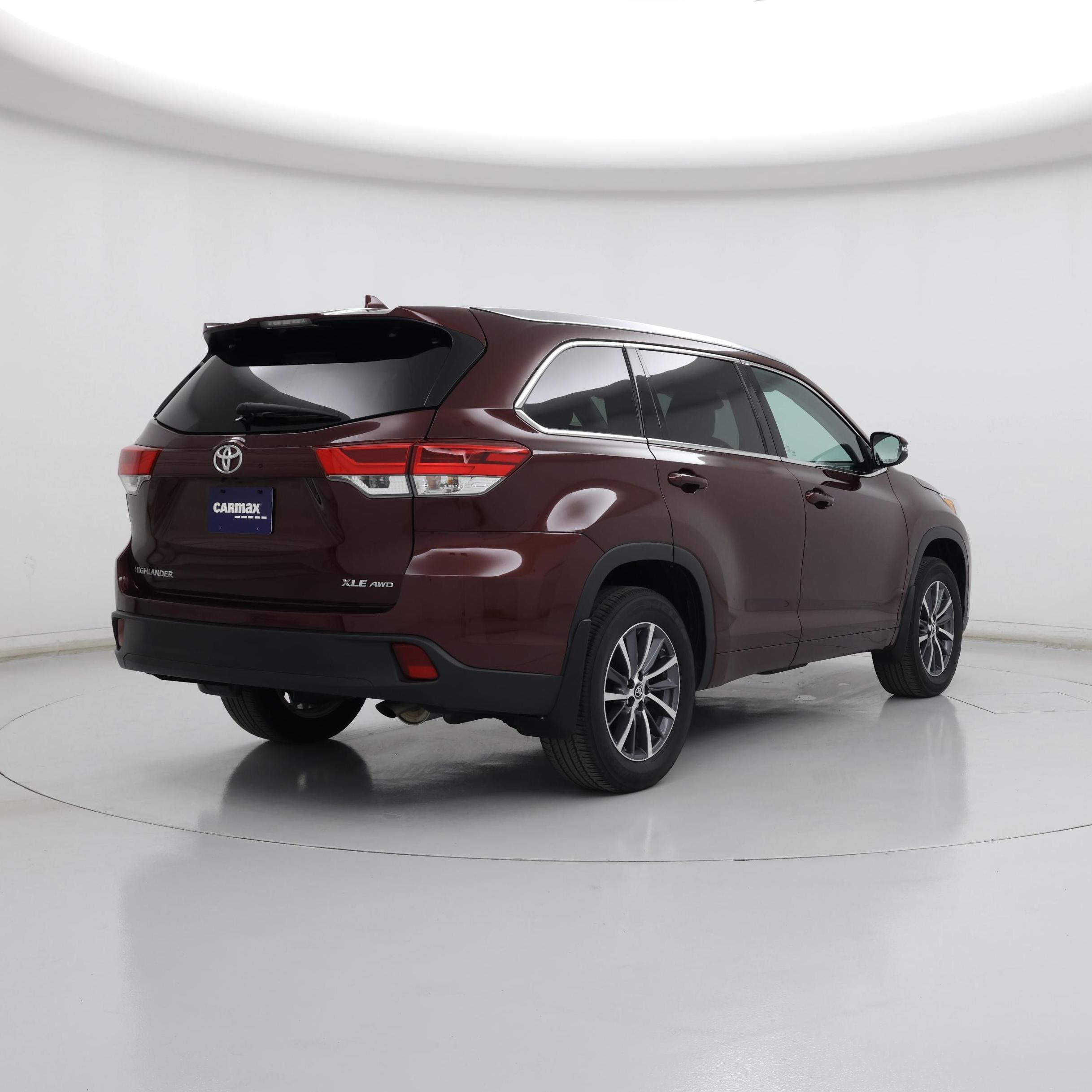 Thumbnail: 2018 Toyota Highlander - 8