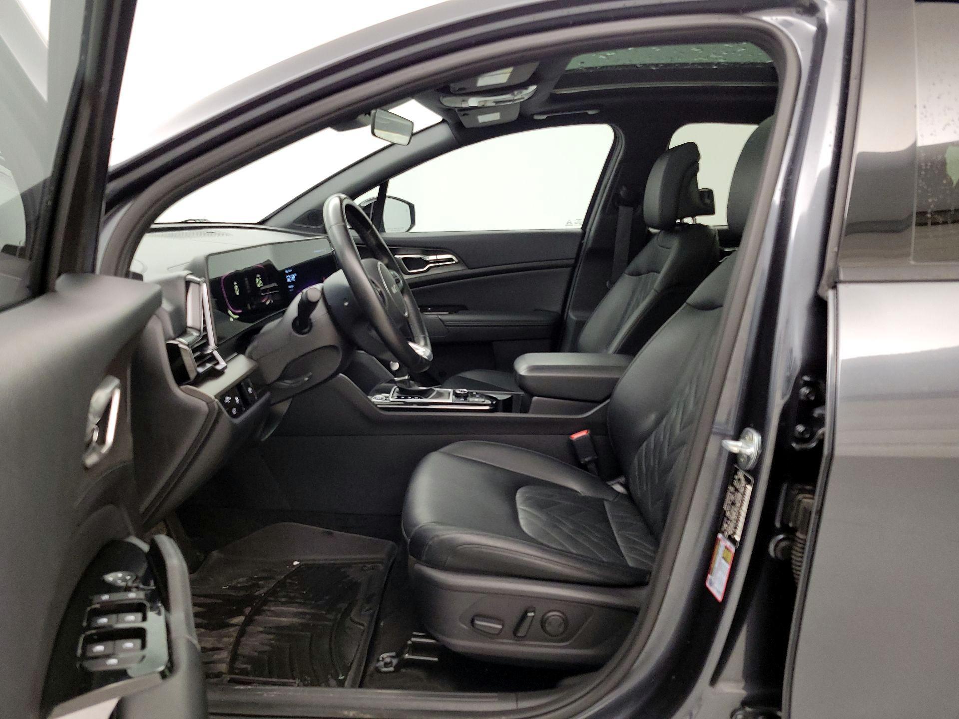 Thumbnail: 2023 Kia Sportage - 11