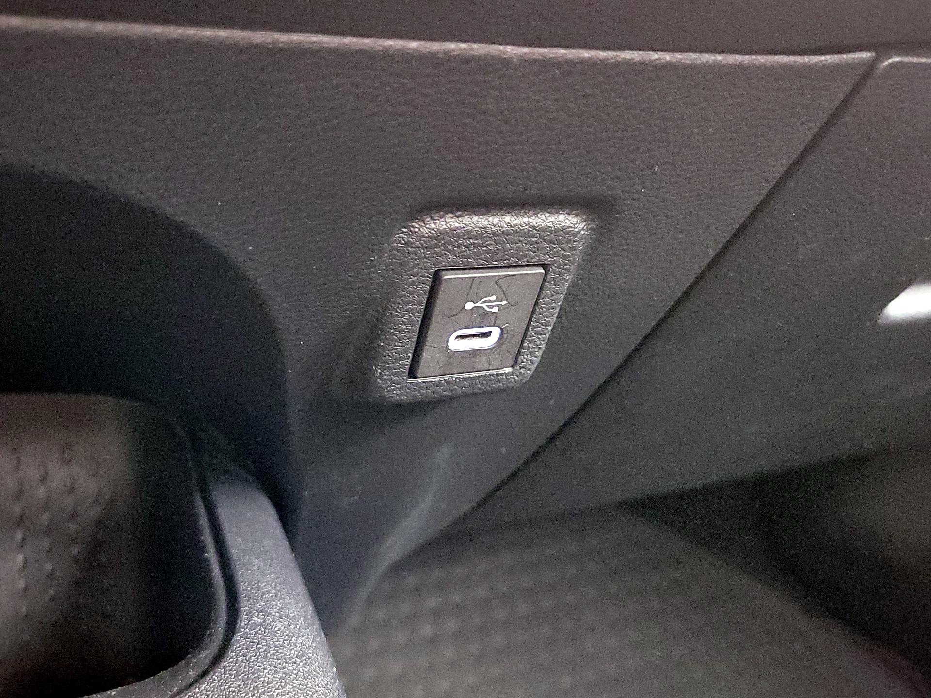 Thumbnail: 2024 Toyota Corolla - 18