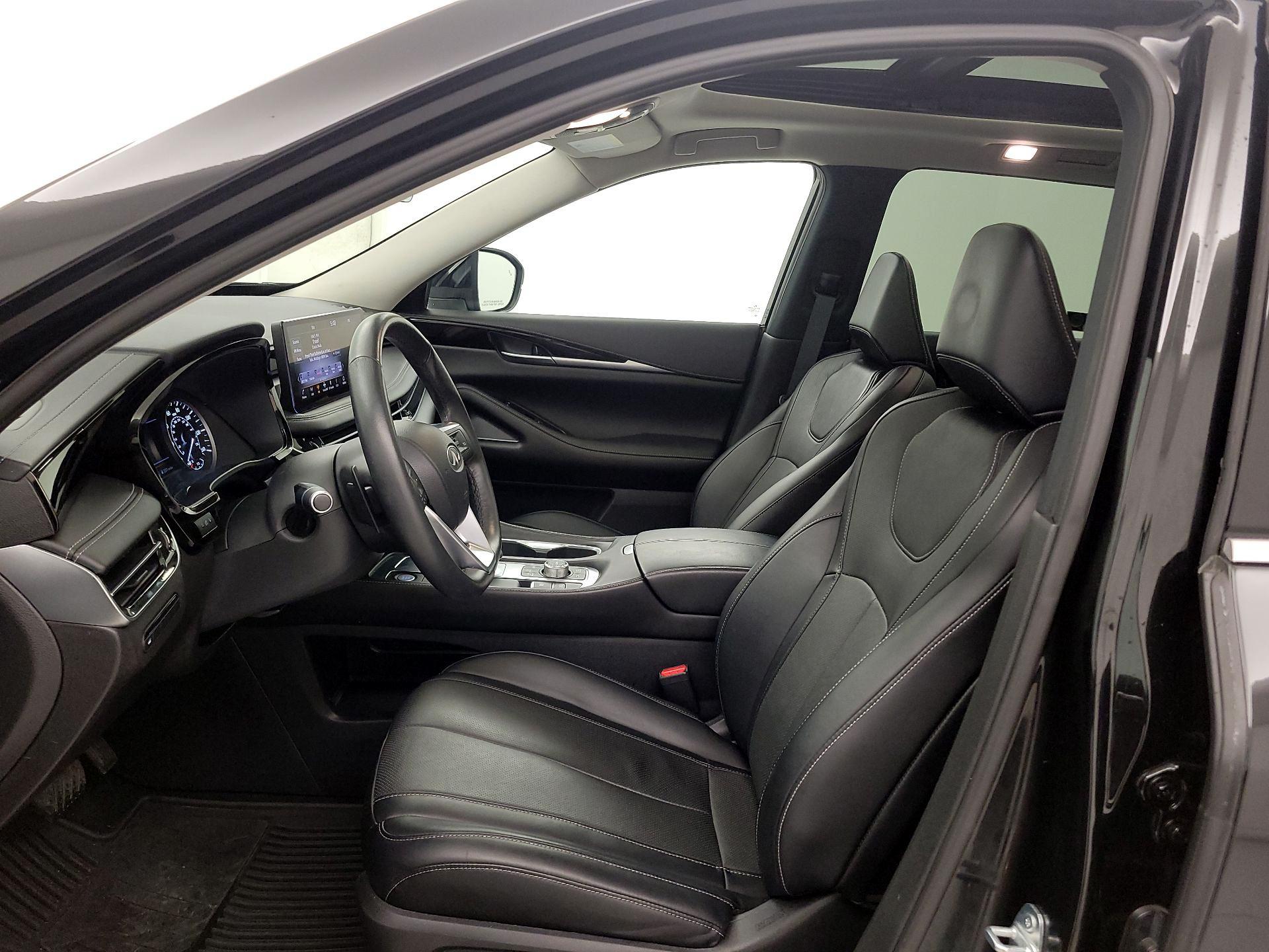 Thumbnail: 2023 INFINITI QX60 - 11