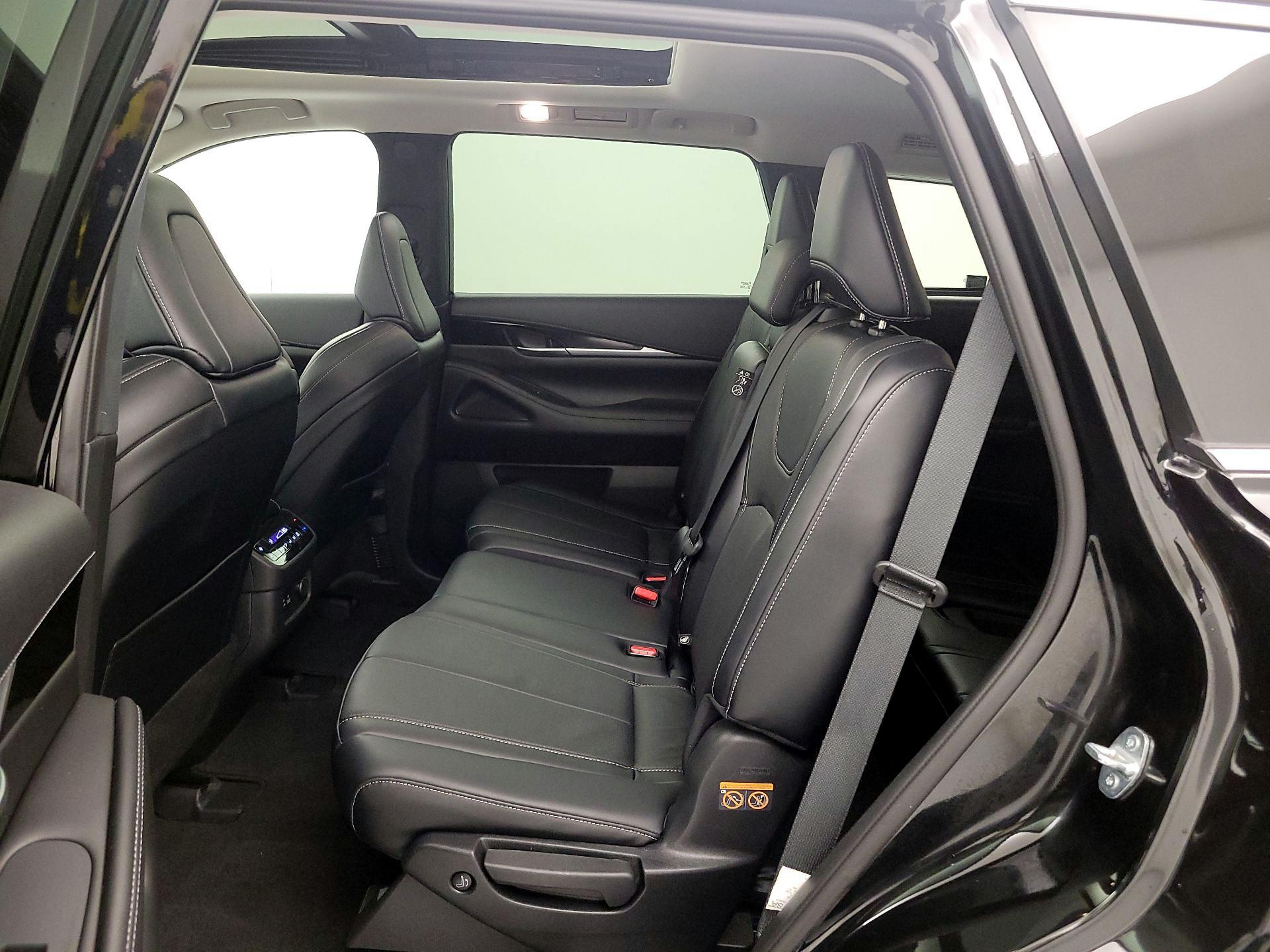 Thumbnail: 2023 INFINITI QX60 - 20