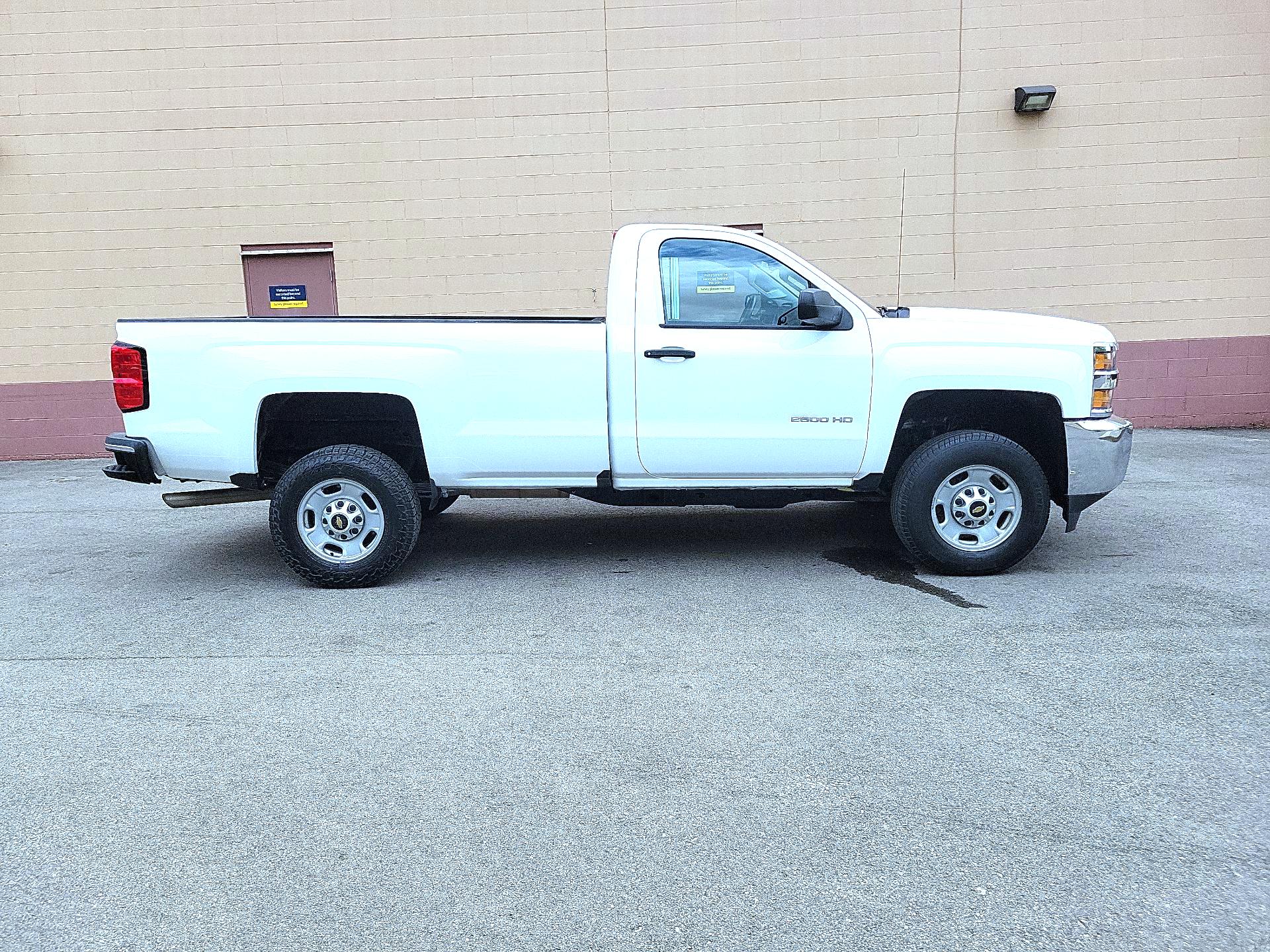 Thumbnail: 2017 Chevrolet Silverado 2500 - 4