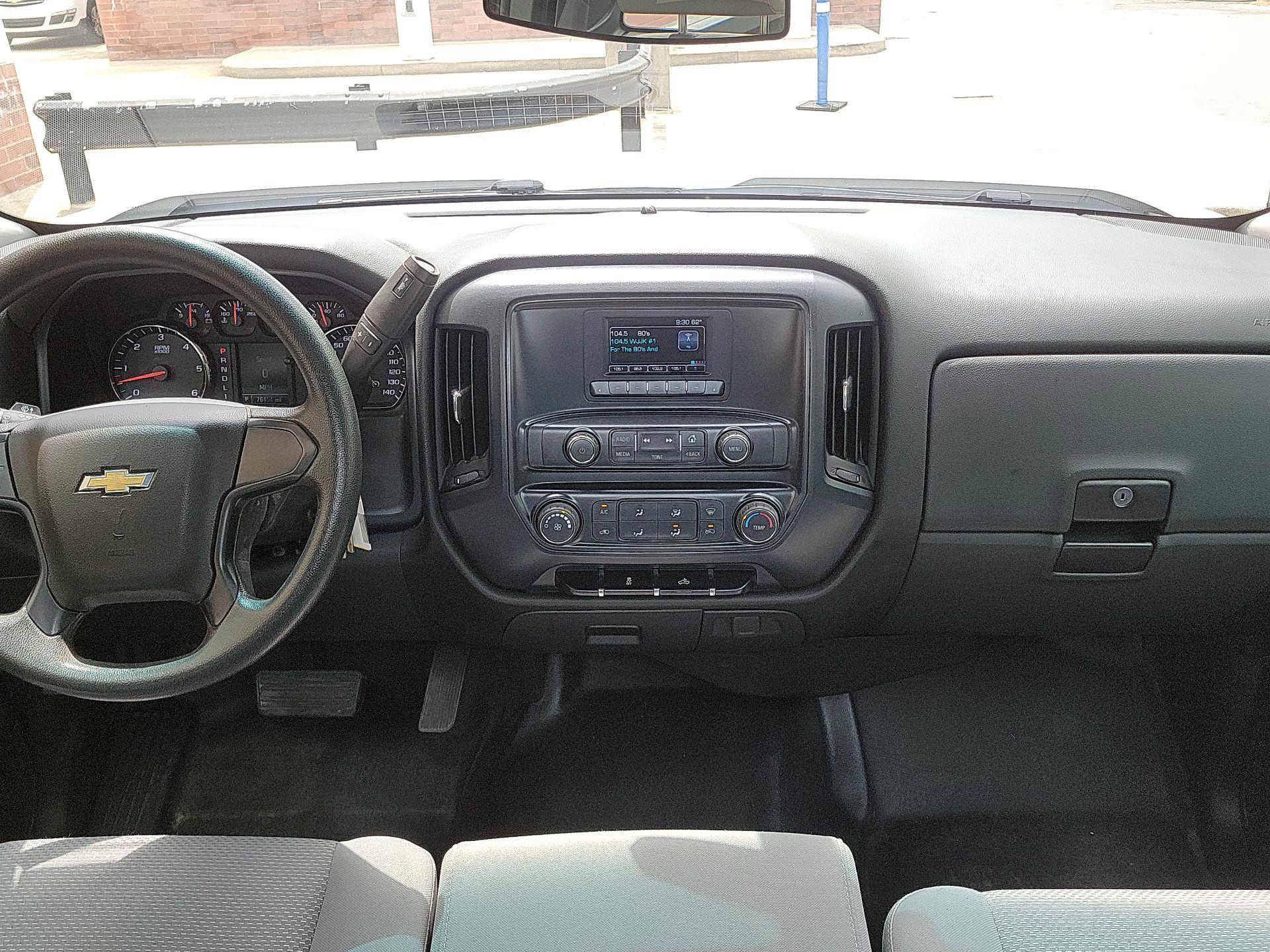 Thumbnail: 2017 Chevrolet Silverado 2500 - 8