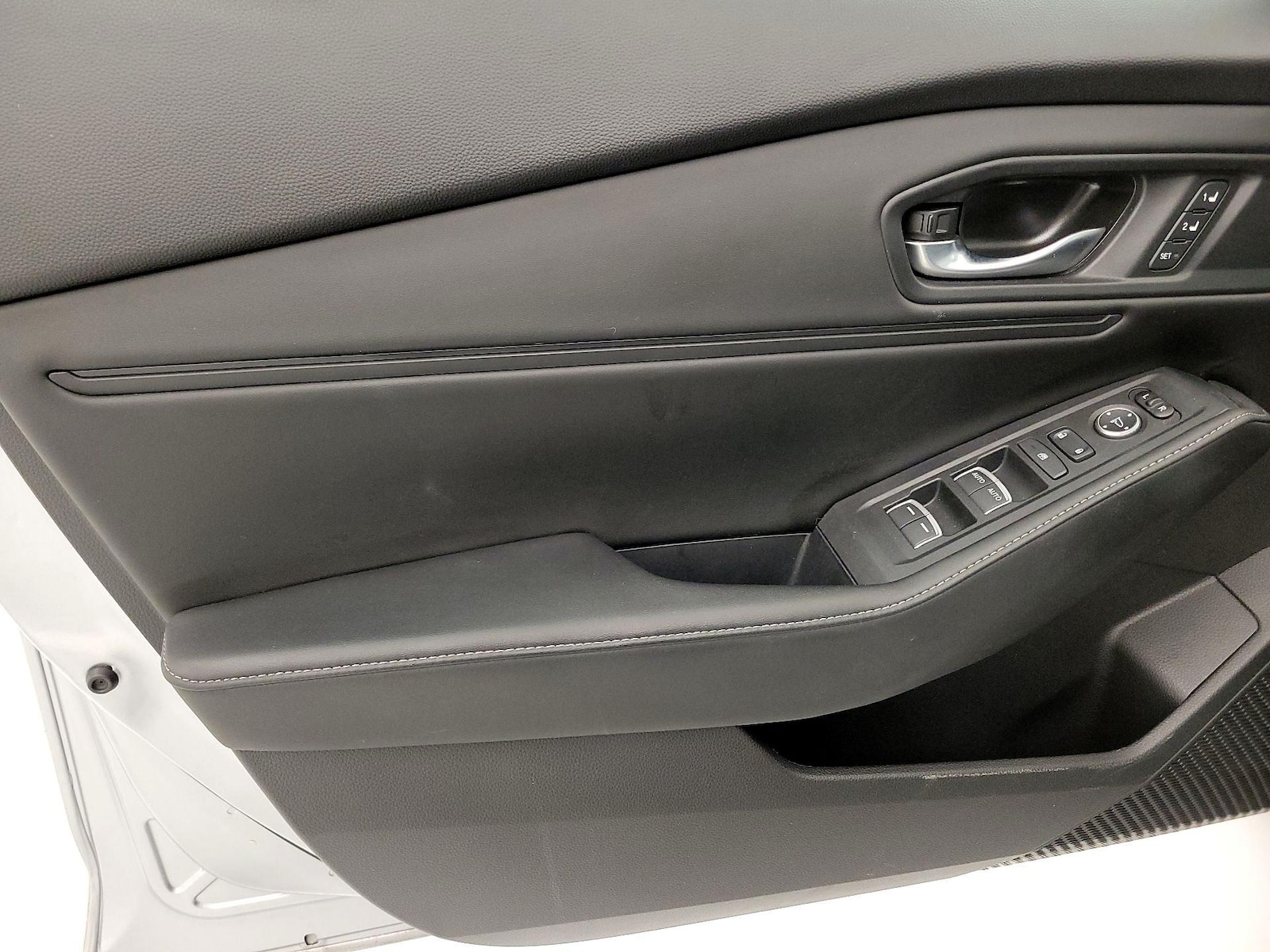 2023 Honda Accord Hybrid Sport-L - Photo 13