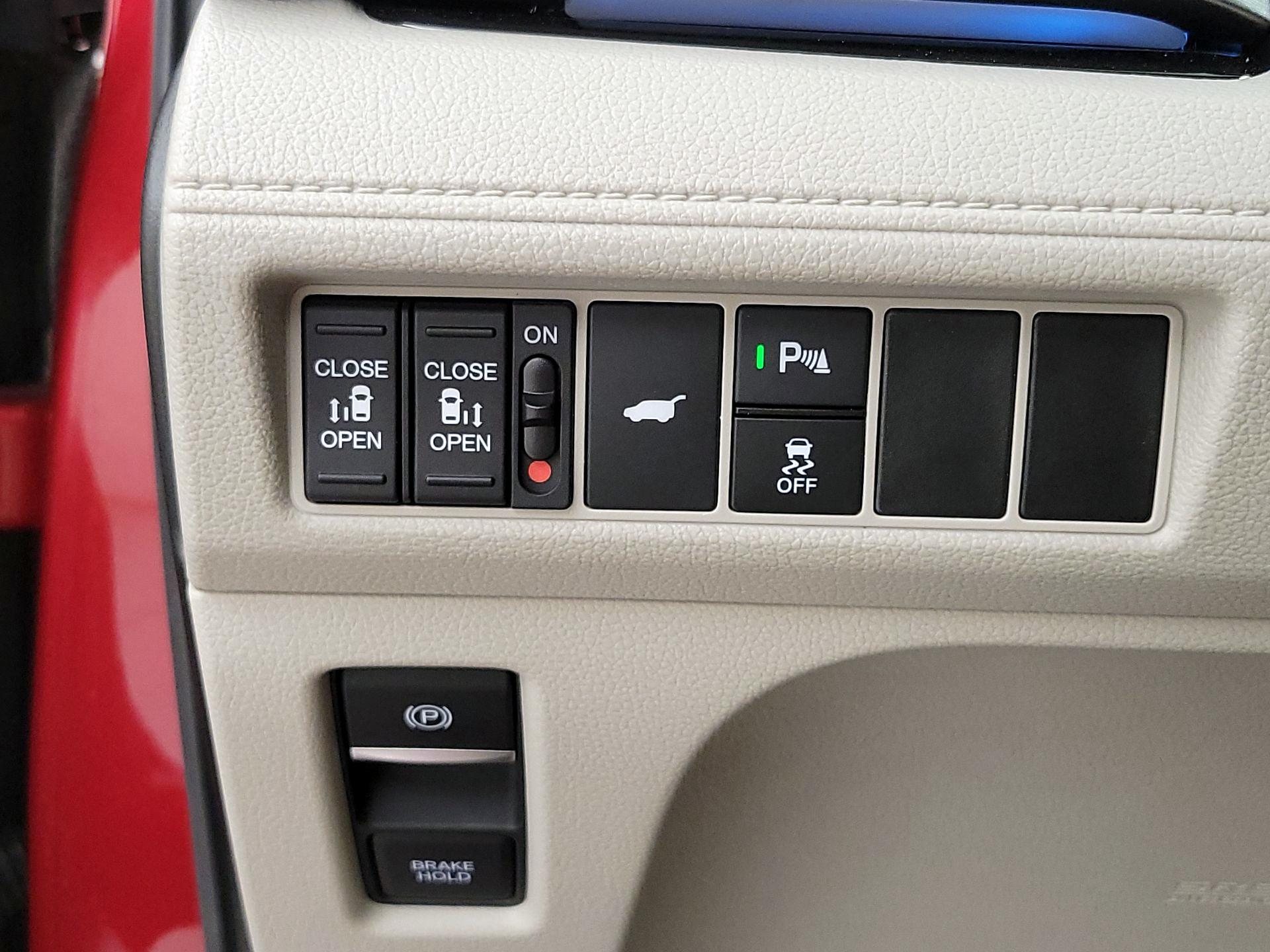 Thumbnail: 2025 Honda Odyssey - 13