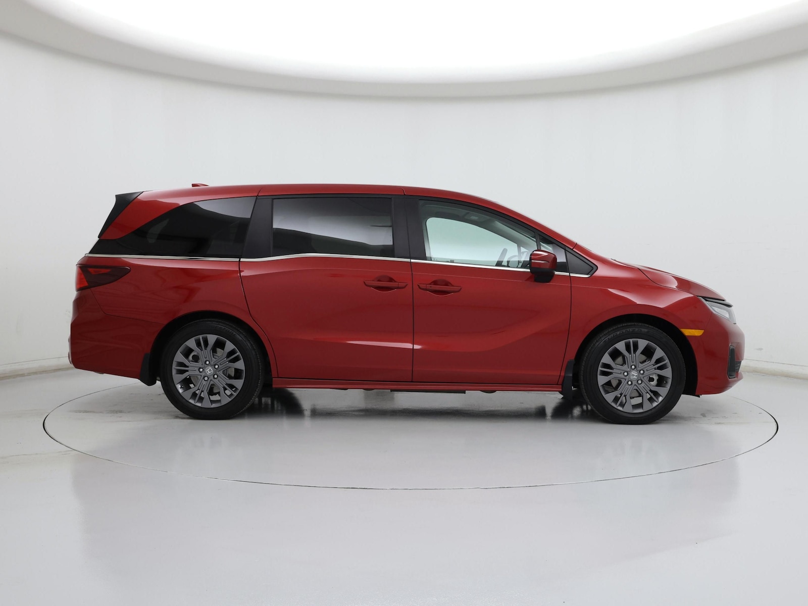 2025 Honda Odyssey Touring - Photo 8