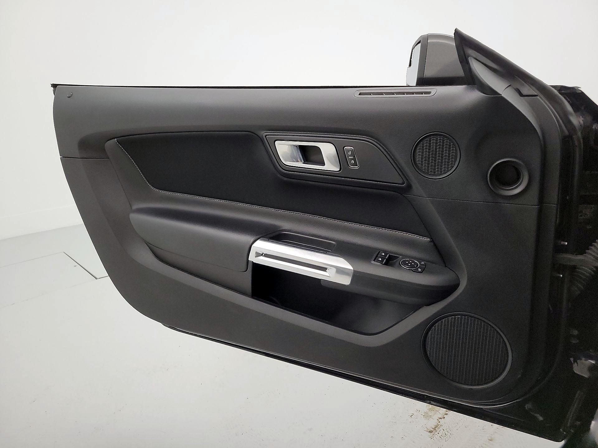 Thumbnail: 2020 Ford Mustang - 12