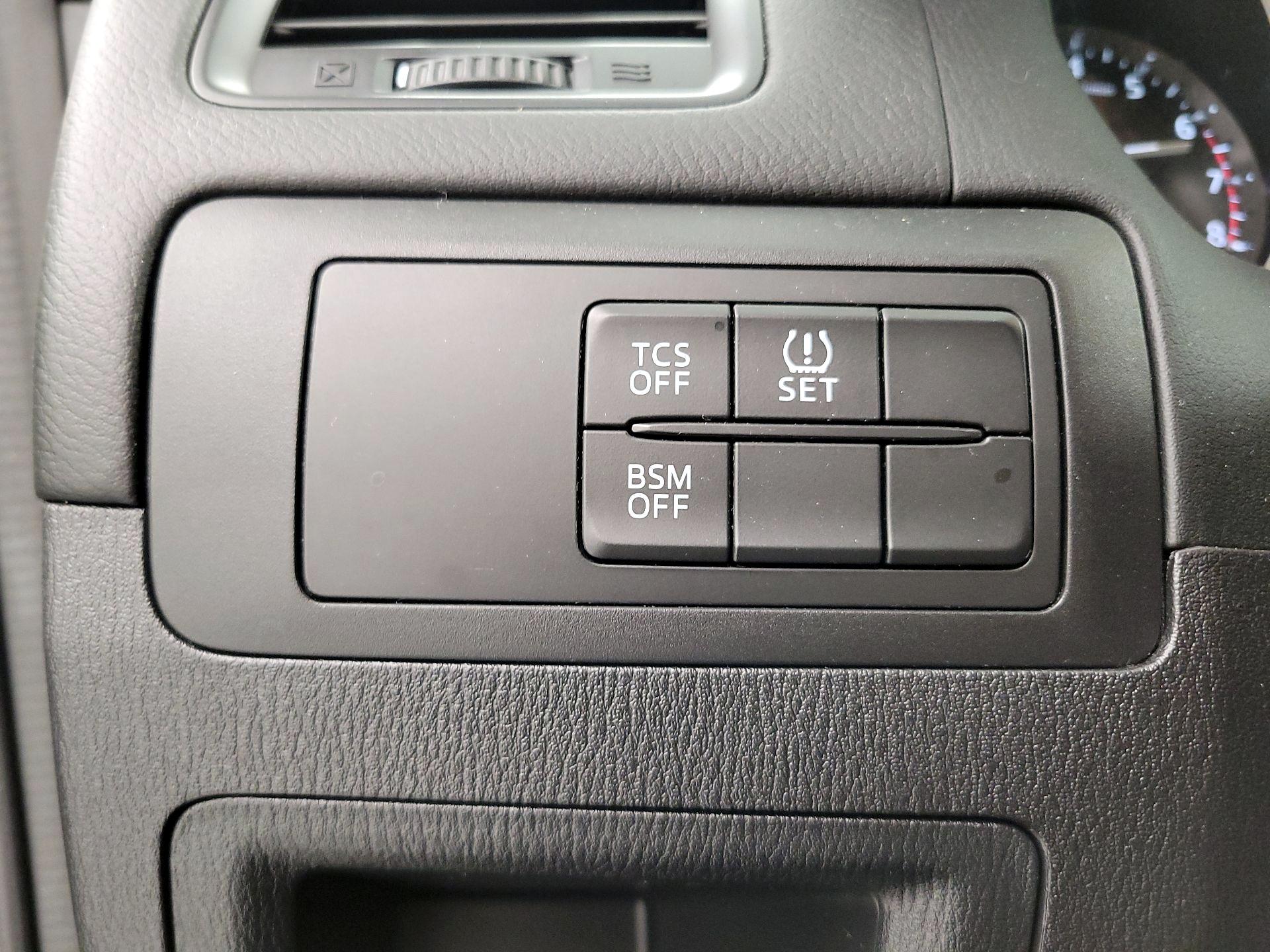 Thumbnail: 2015 Mazda CX-5 - 13