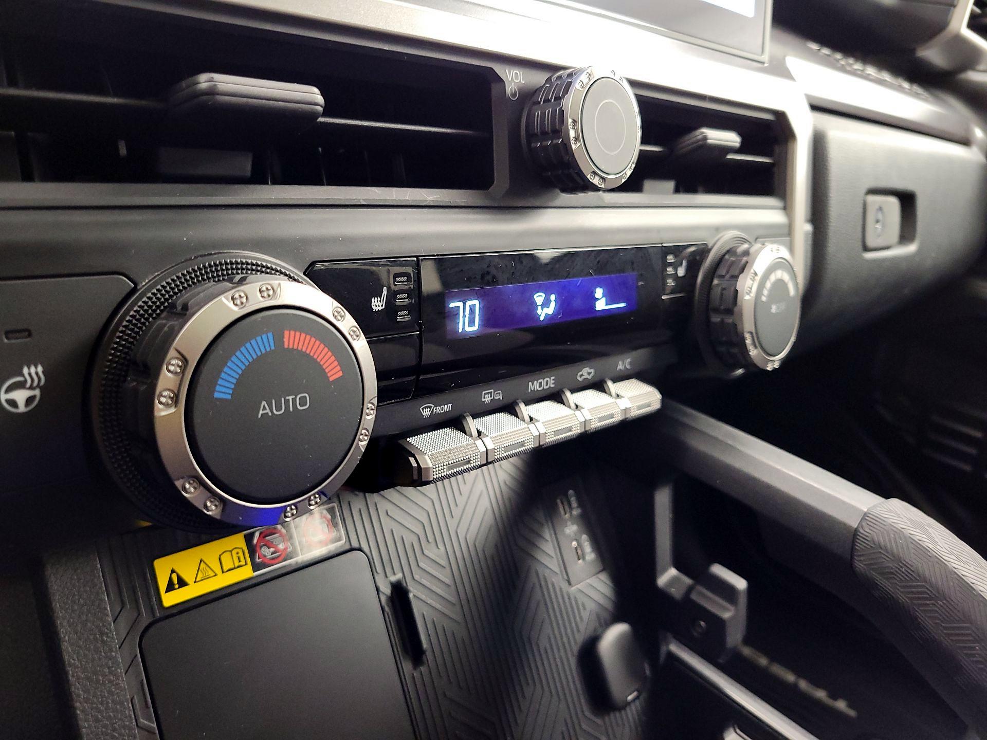 Thumbnail: 2024 Toyota Tacoma - 16