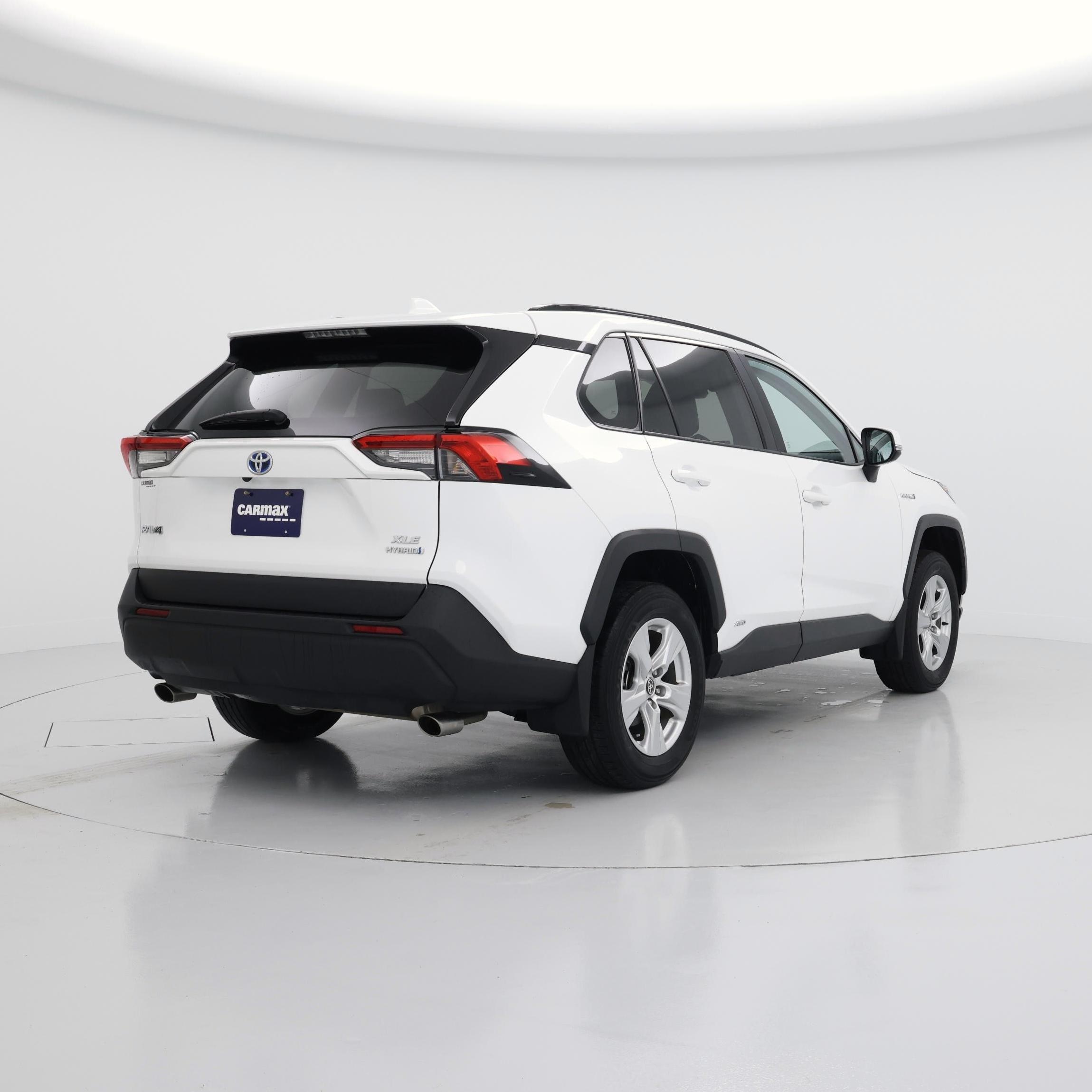 Thumbnail: 2021 Toyota RAV4 - 8