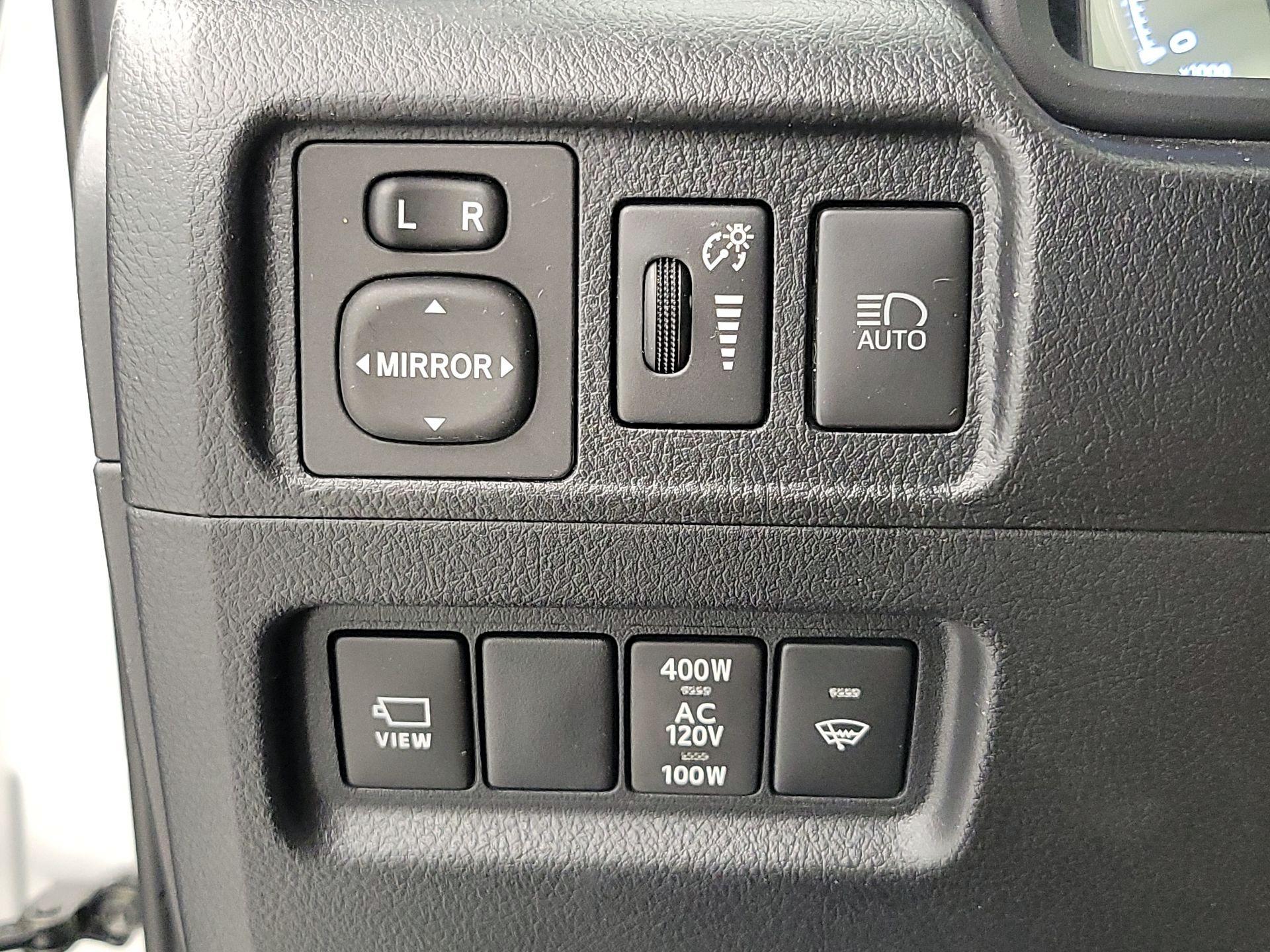 Thumbnail: 2023 Toyota 4Runner - 13