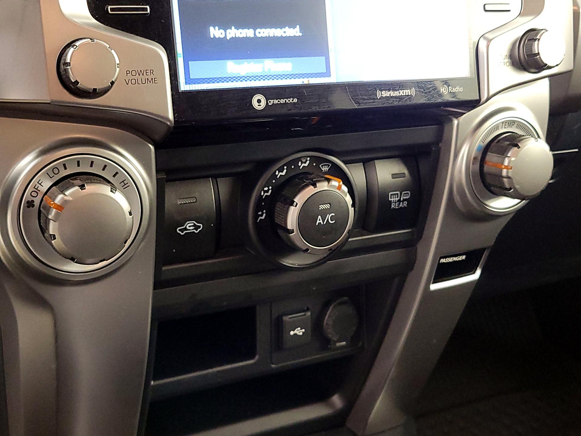 Thumbnail: 2023 Toyota 4Runner - 17